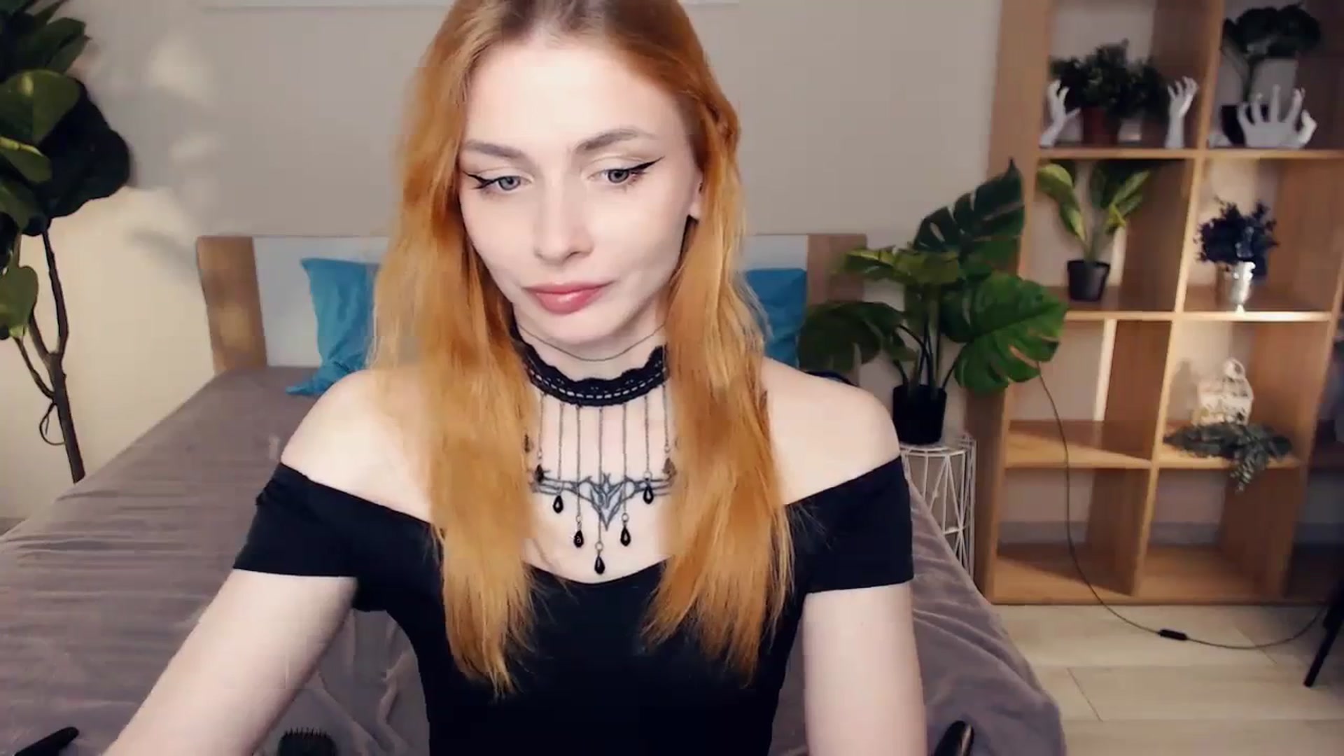 Gallery image thumbnail from Hanagasumi's myfreecams stream on, 10/07/2023, 21:32 image 9 of 20