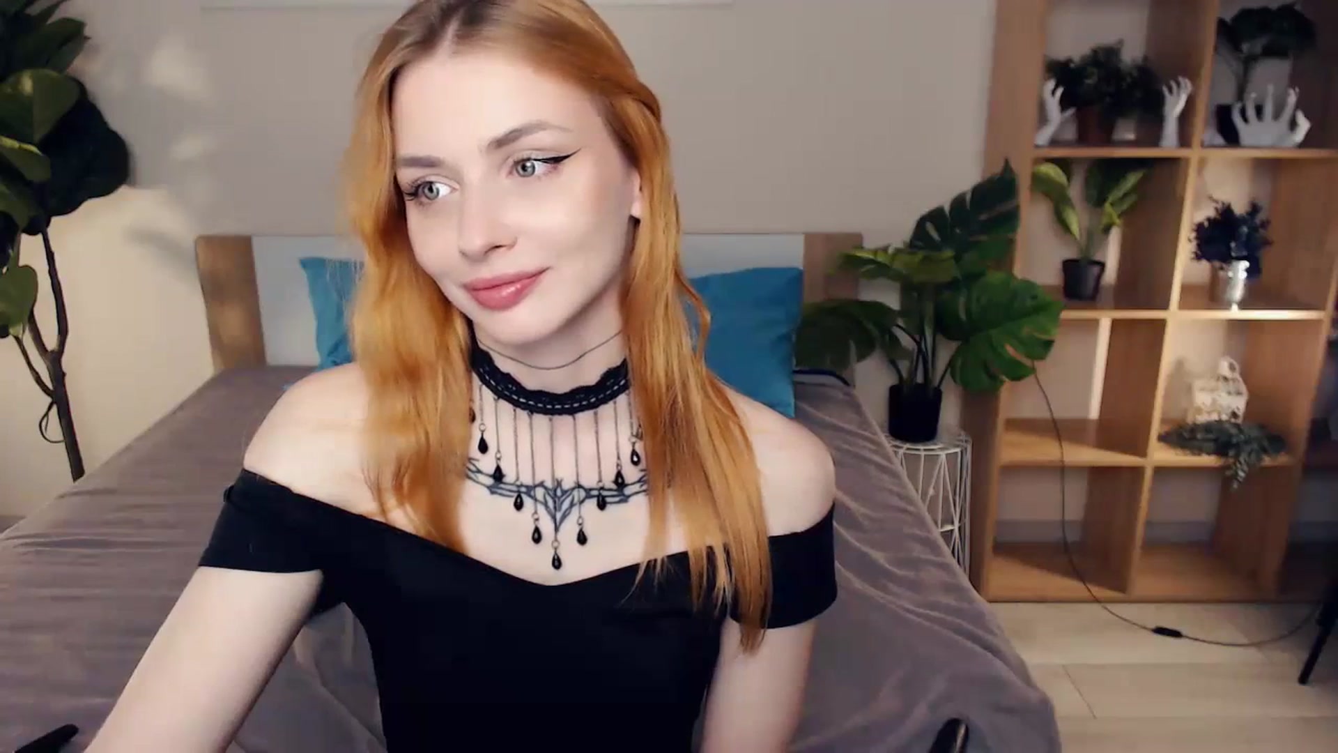 Gallery image thumbnail from Hanagasumi's myfreecams stream on, 10/07/2023, 21:32 image 5 of 20