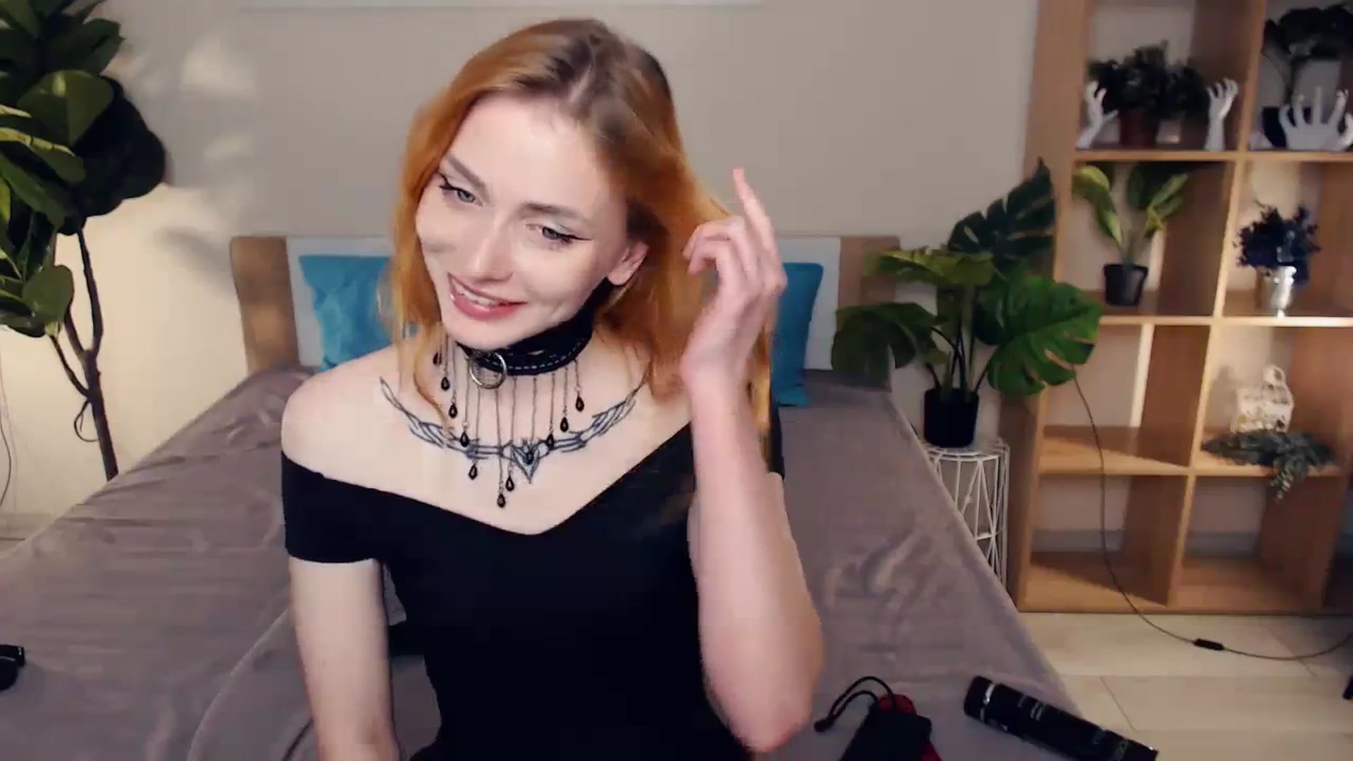 Gallery image thumbnail from Hanagasumi's myfreecams stream on, 10/08/2023, 24:09 image 8 of 20