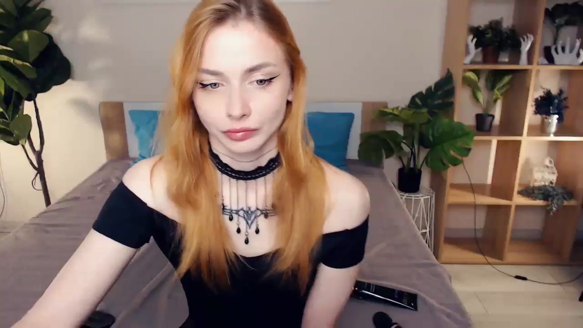 Gallery image thumbnail from Hanagasumi's myfreecams stream on, 10/08/2023, 24:09 image 5 of 20