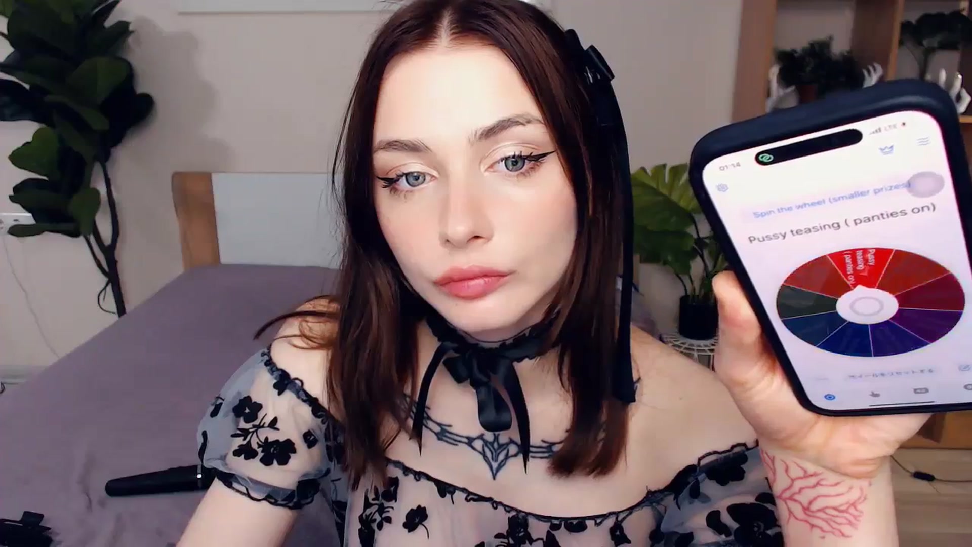 Gallery image thumbnail from Hanagasumi's myfreecams stream on, 03/16/2024, 23:21 image 10 of 20