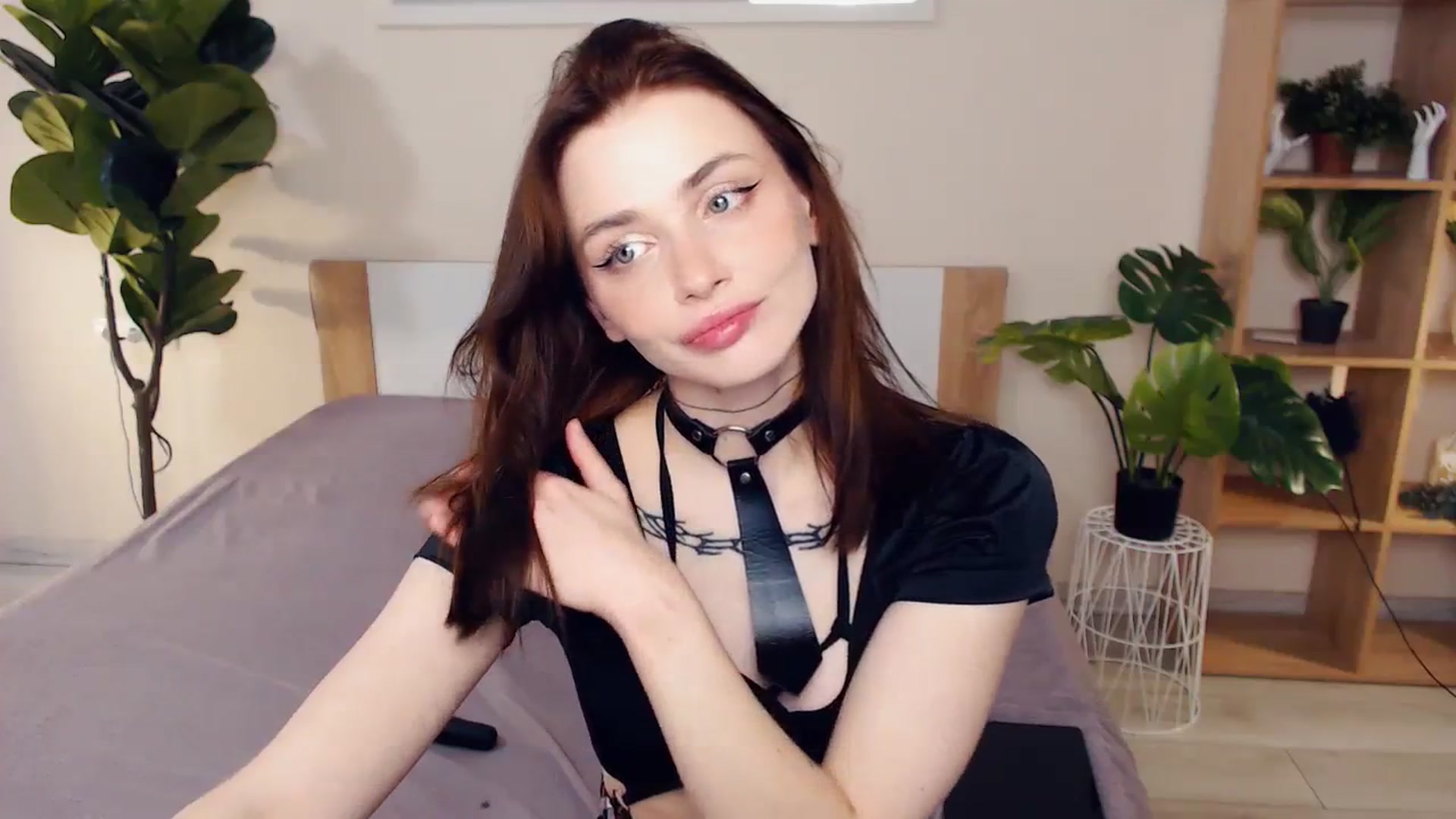 Gallery image thumbnail from Hanagasumi's myfreecams stream on, 04/13/2024, 20:37 image 14 of 20
