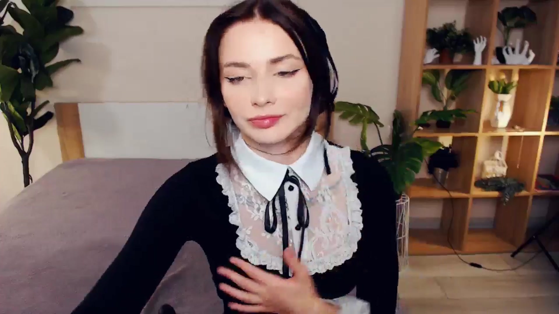 Gallery image thumbnail from Hanagasumi's myfreecams stream on, 07/10/2024, 24:01 image 16 of 20