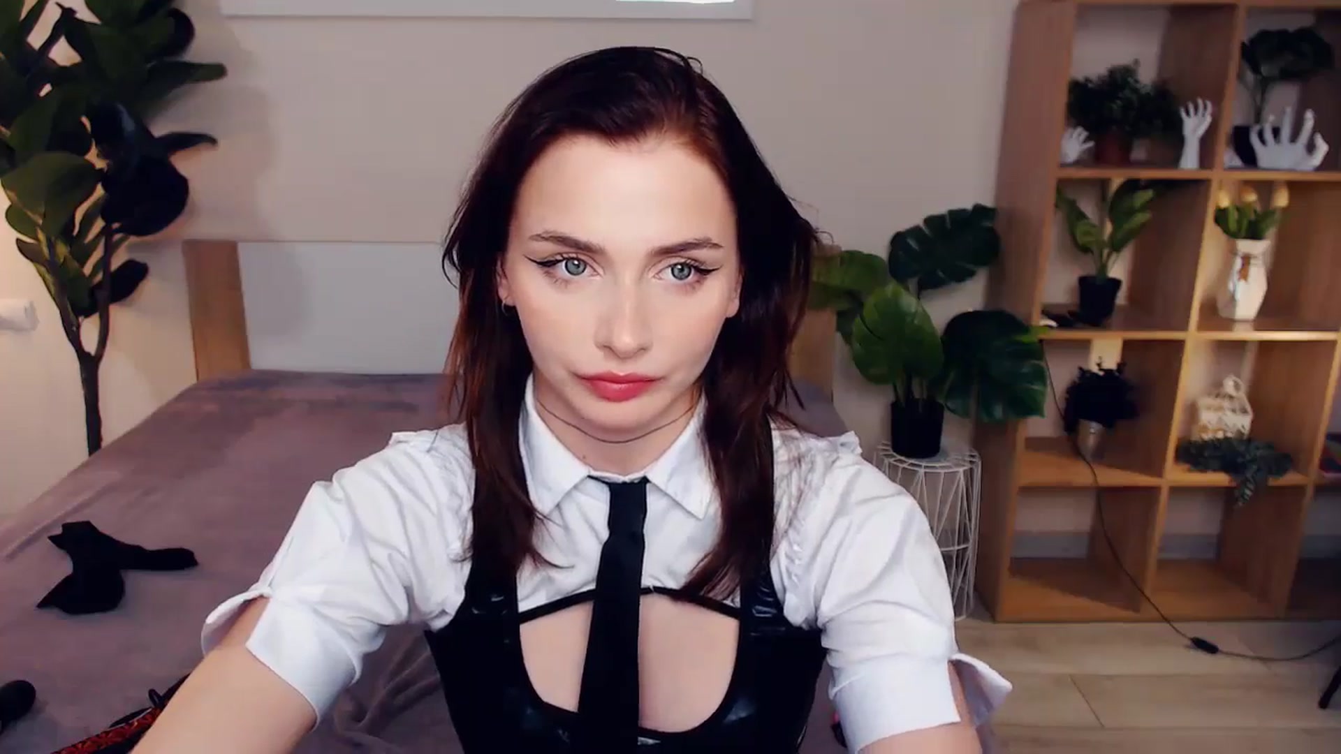 Gallery image thumbnail from Hanagasumi's myfreecams stream on, 08/17/2024, 01:40 image 19 of 20