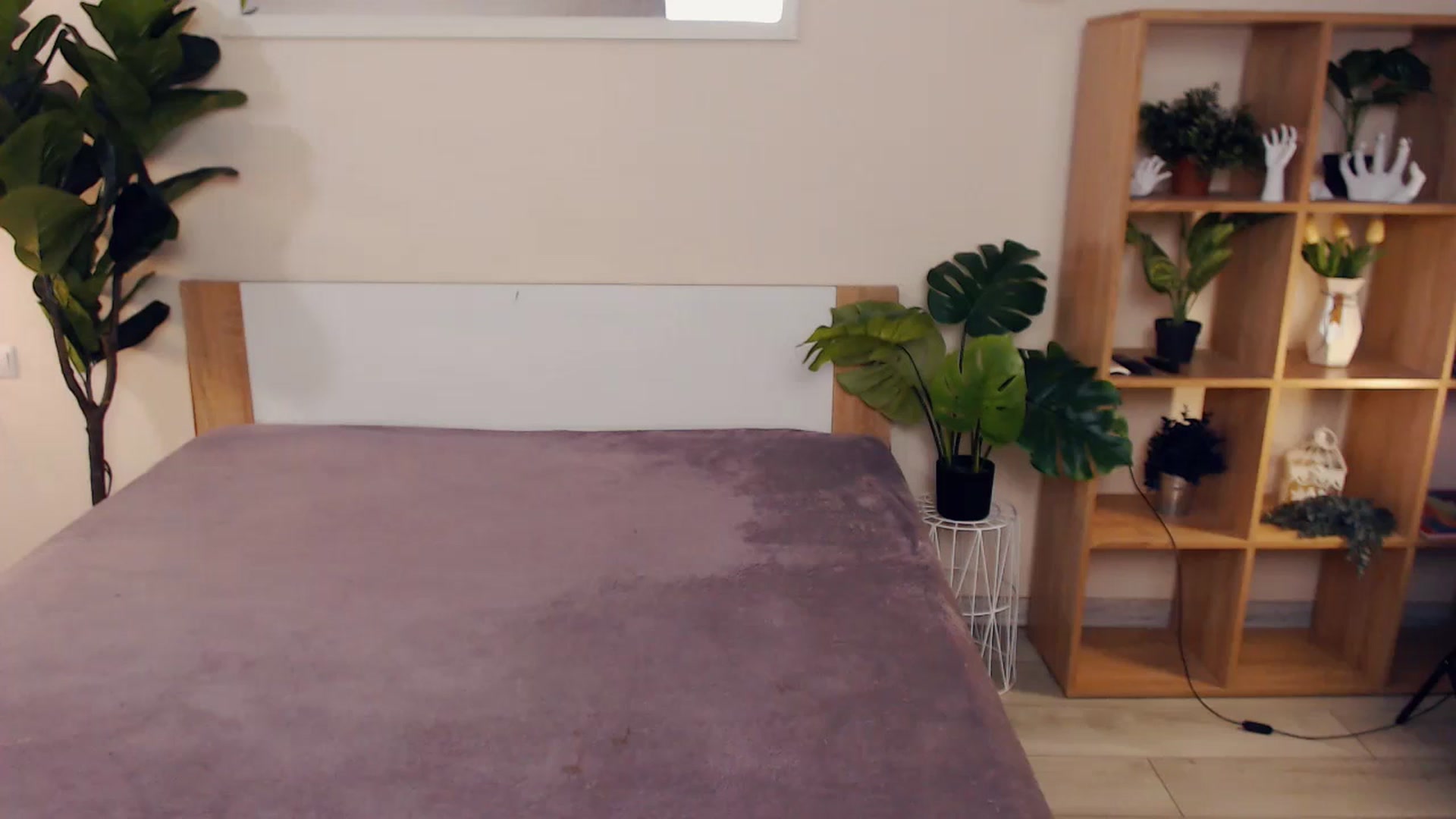 Gallery image thumbnail from Hanagasumi's myfreecams stream on, 09/21/2024, 20:28 image 3 of 20