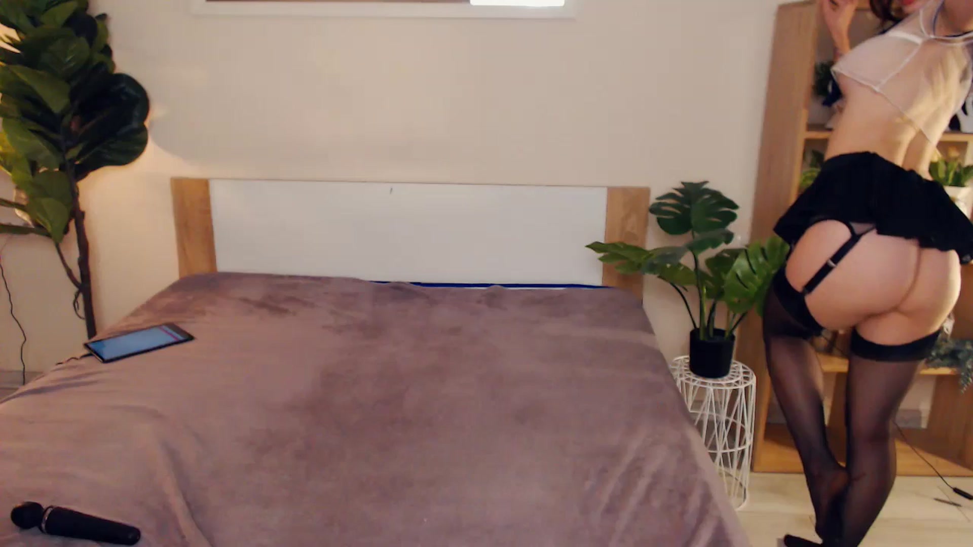 Gallery image thumbnail from Hanagasumi's myfreecams stream on, 10/17/2024, 23:46 image 12 of 20