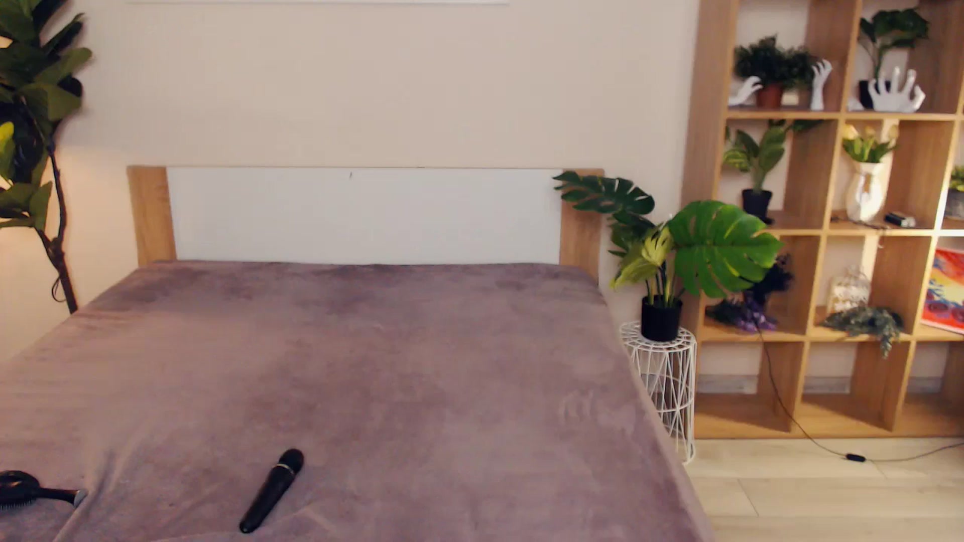 Gallery image thumbnail from Hanagasumi's myfreecams stream on, 11/14/2024, 21:22 image 12 of 20