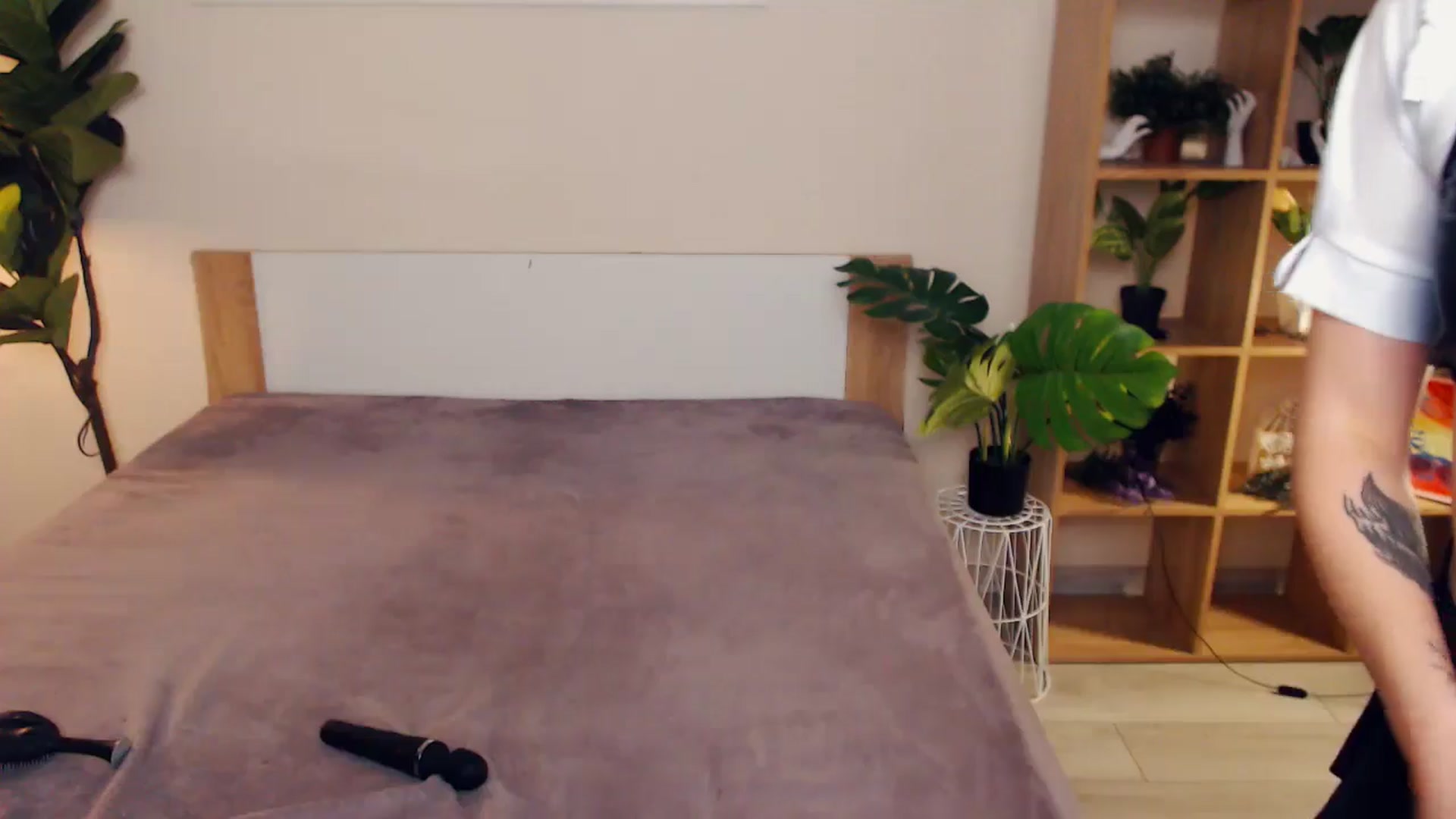 Gallery image thumbnail from Hanagasumi's myfreecams stream on, 11/14/2024, 21:22 image 16 of 20