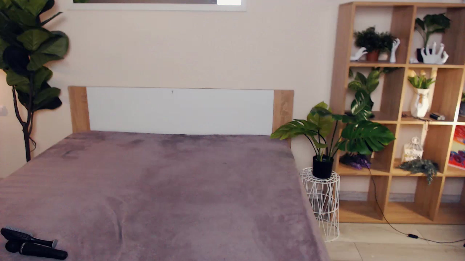 Gallery image thumbnail from Hanagasumi's myfreecams stream on, 11/17/2024, 23:10 image 6 of 20
