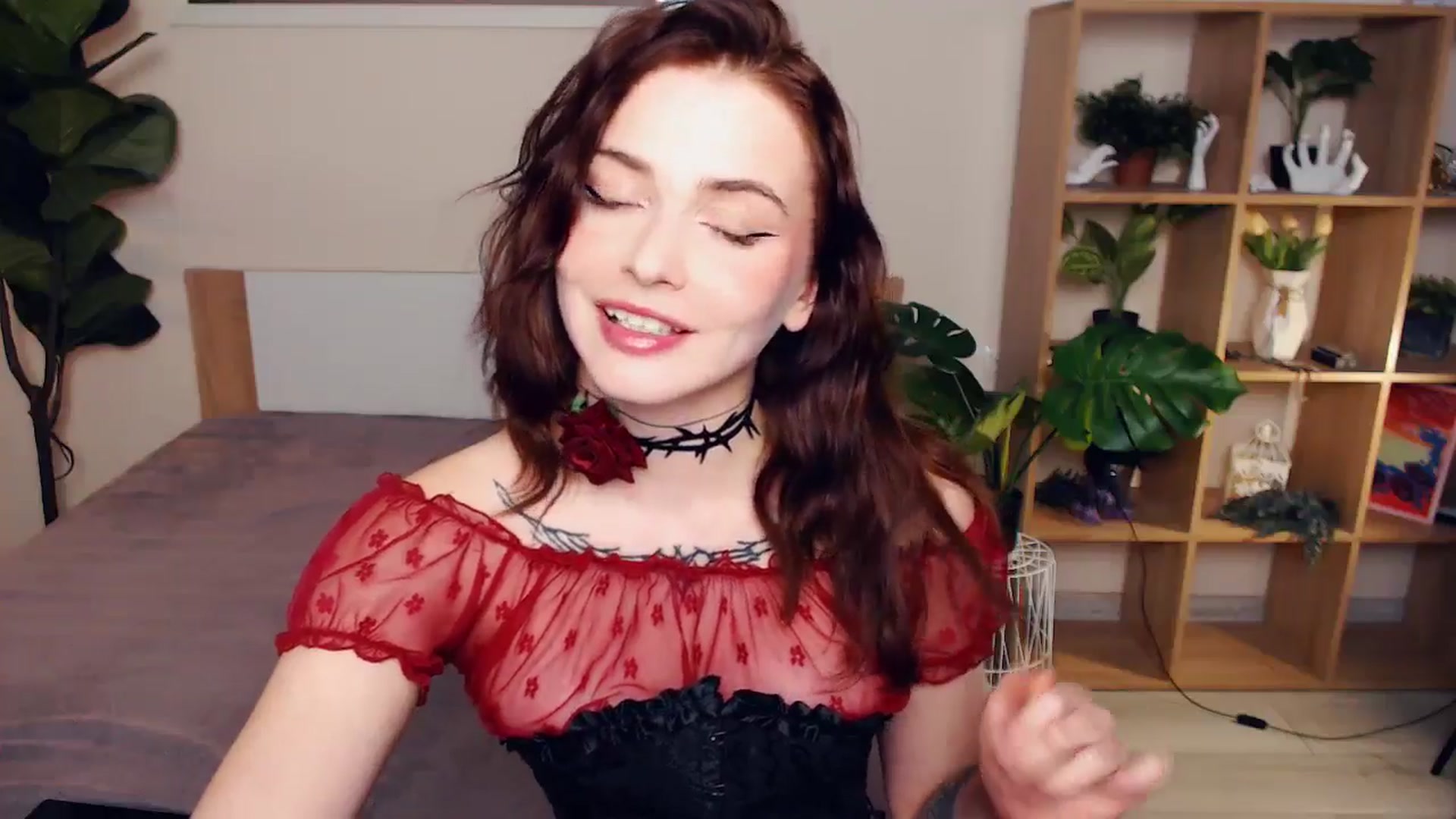 Gallery image thumbnail from Hanagasumi's myfreecams stream on, 11/25/2024, 24:03 image 13 of 20
