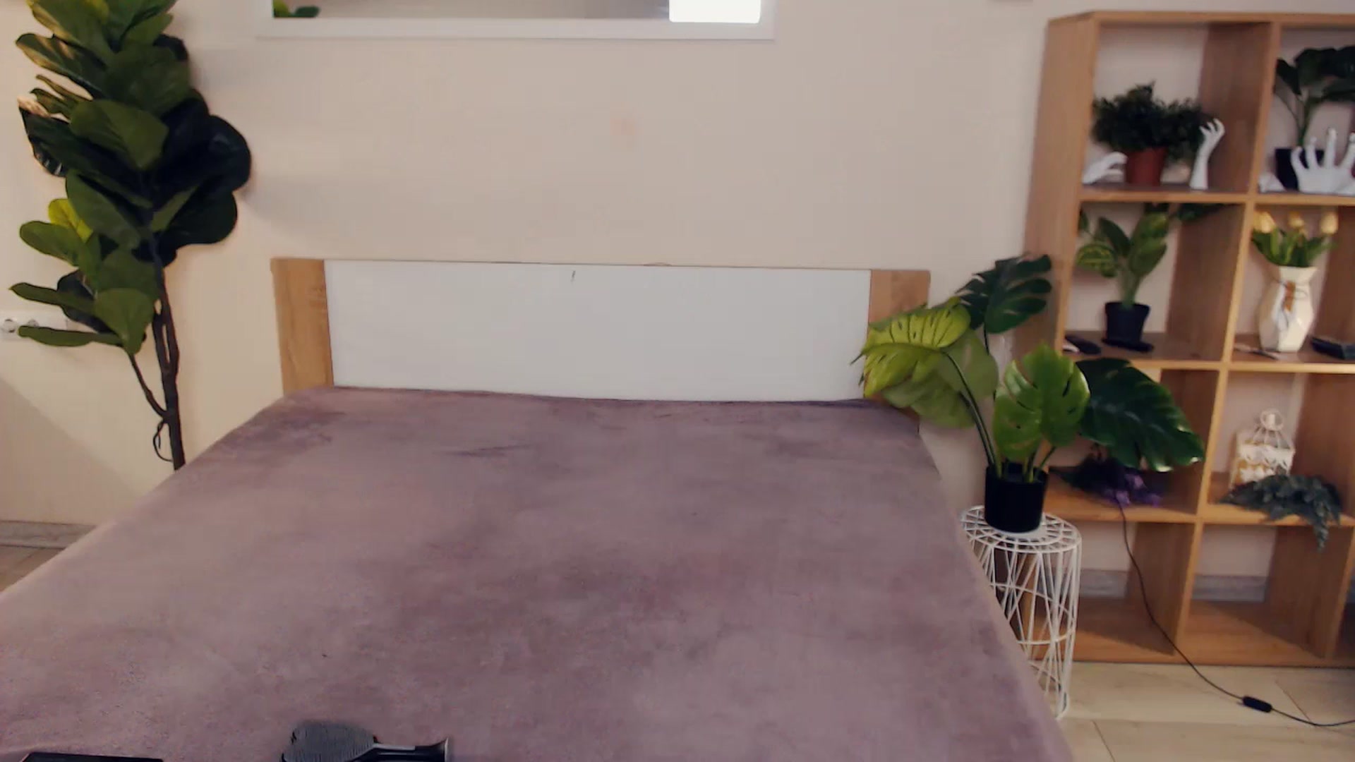 Gallery image thumbnail from Hanagasumi's myfreecams stream on, 12/06/2024, 23:29 image 1 of 20