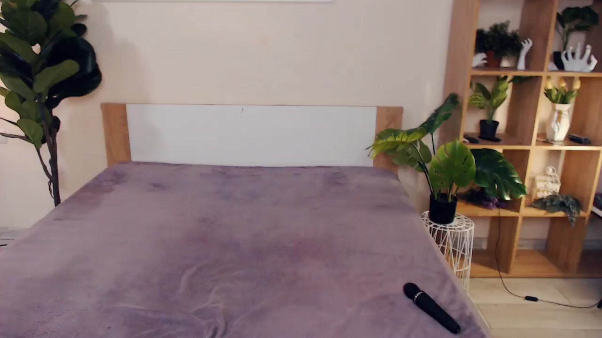 Gallery image thumbnail from Hanagasumi's myfreecams stream on, 12/08/2024, 21:34 image 12 of 20