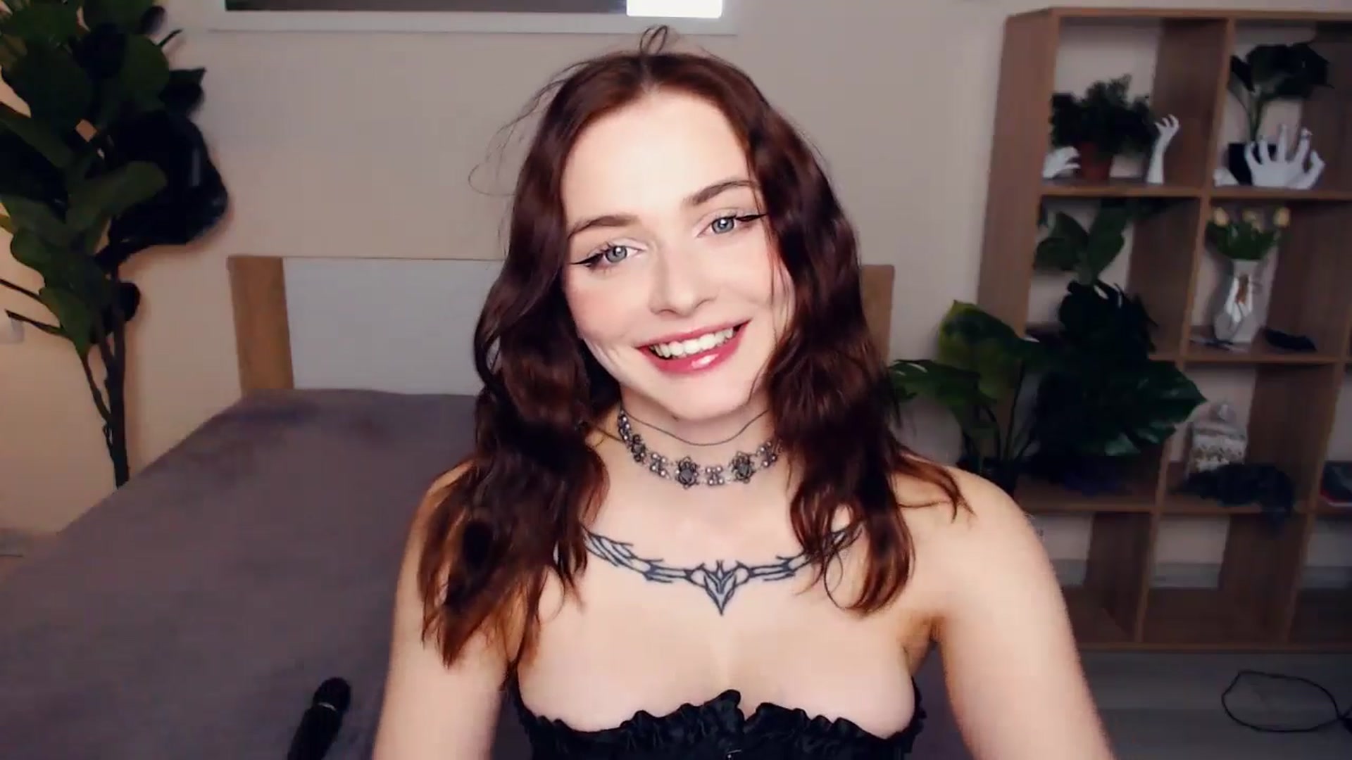 Gallery image thumbnail from Hanagasumi's myfreecams stream on, 12/13/2024, 22:36 image 4 of 20