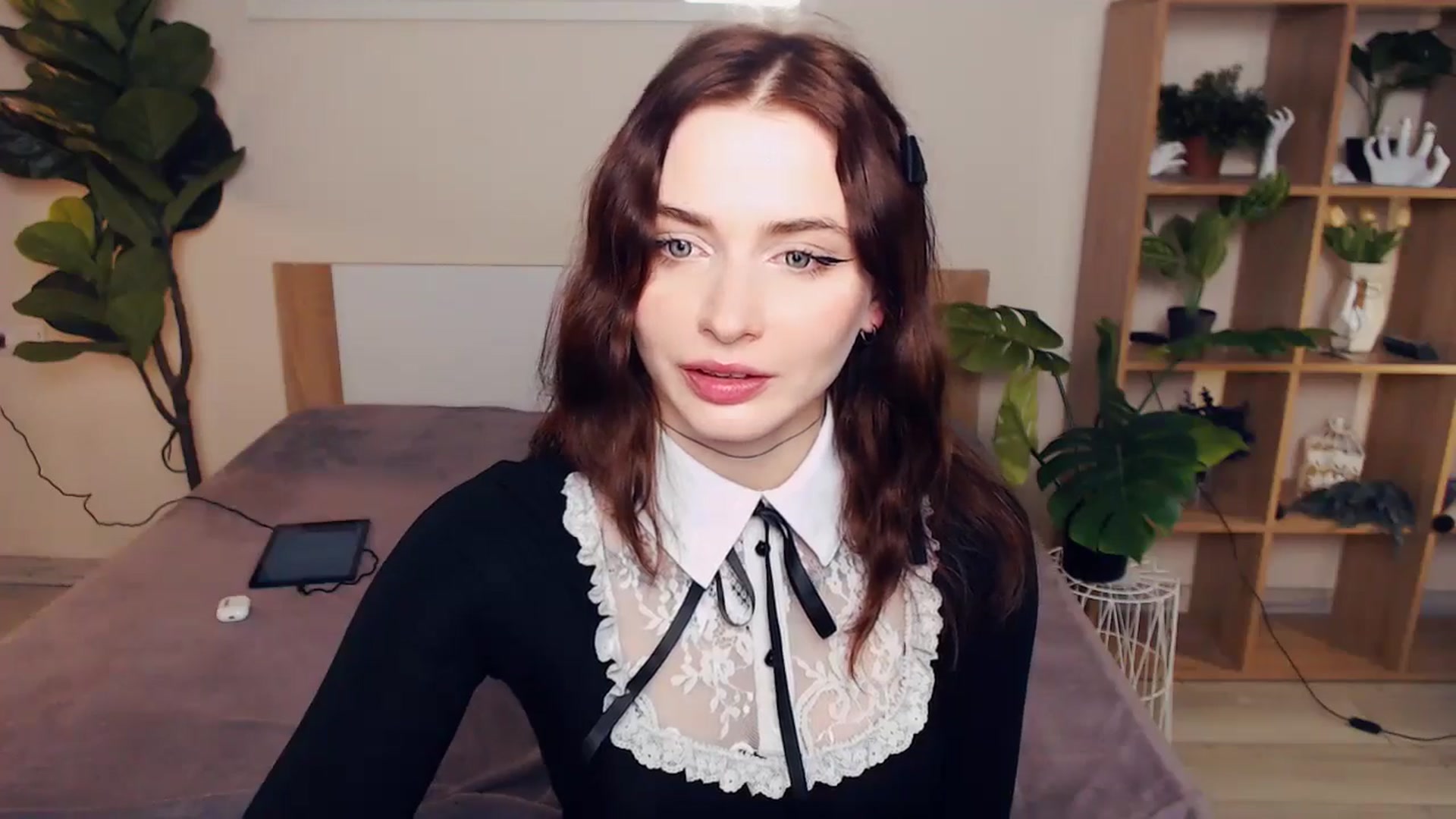 Gallery image thumbnail from Hanagasumi's myfreecams stream on, 01/10/2025, 02:19 image 7 of 20