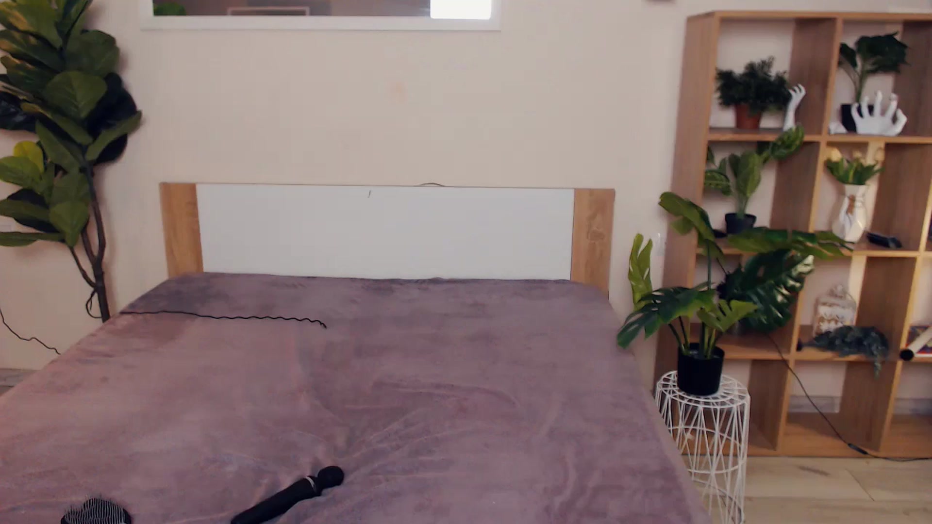 Gallery image thumbnail from Hanagasumi's myfreecams stream on, 01/12/2025, 24:02 image 11 of 20