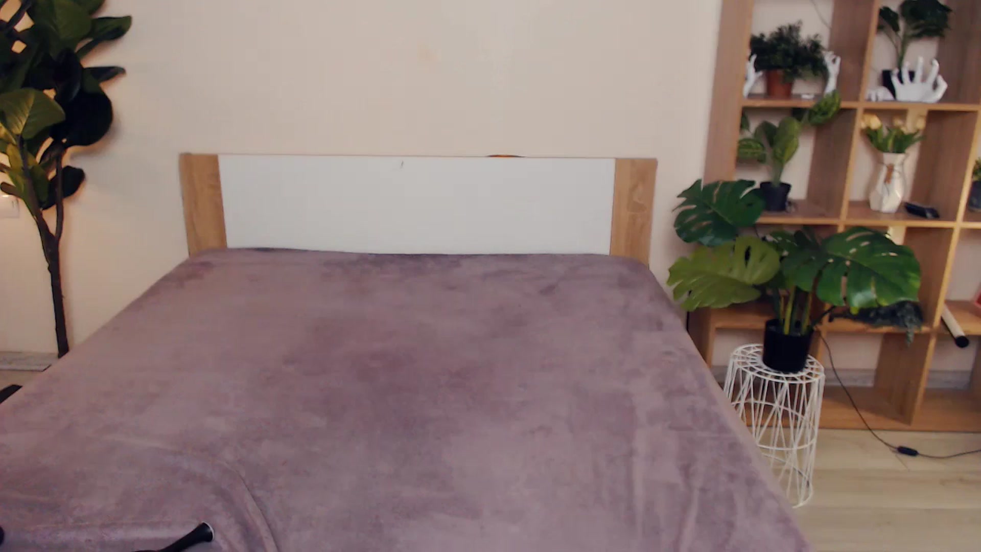 Gallery image thumbnail from Hanagasumi's myfreecams stream on, 03/29/2025, 24:03 image 7 of 20