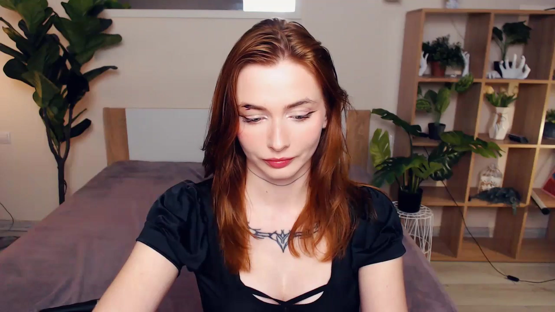 Gallery image thumbnail from Hanagasumi's myfreecams stream on, 04/05/2025, 01:11 image 18 of 20