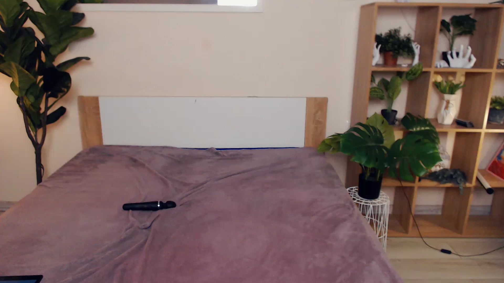 Gallery image thumbnail from Hanagasumi's myfreecams stream on, 04/05/2025, 23:44 image 5 of 20