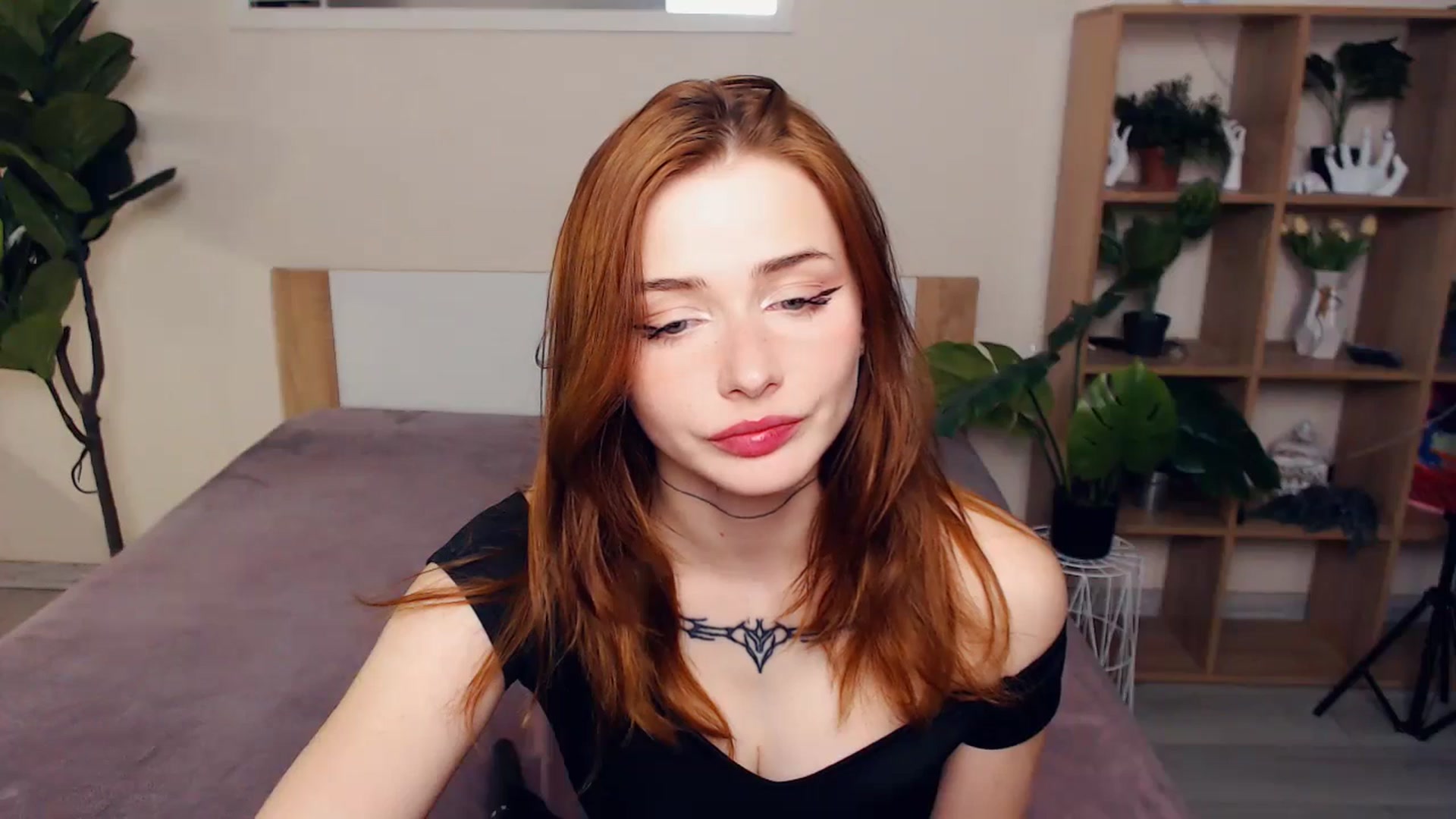 Gallery image thumbnail from Hanagasumi's myfreecams stream on, 04/13/2025, 01:35 image 16 of 20