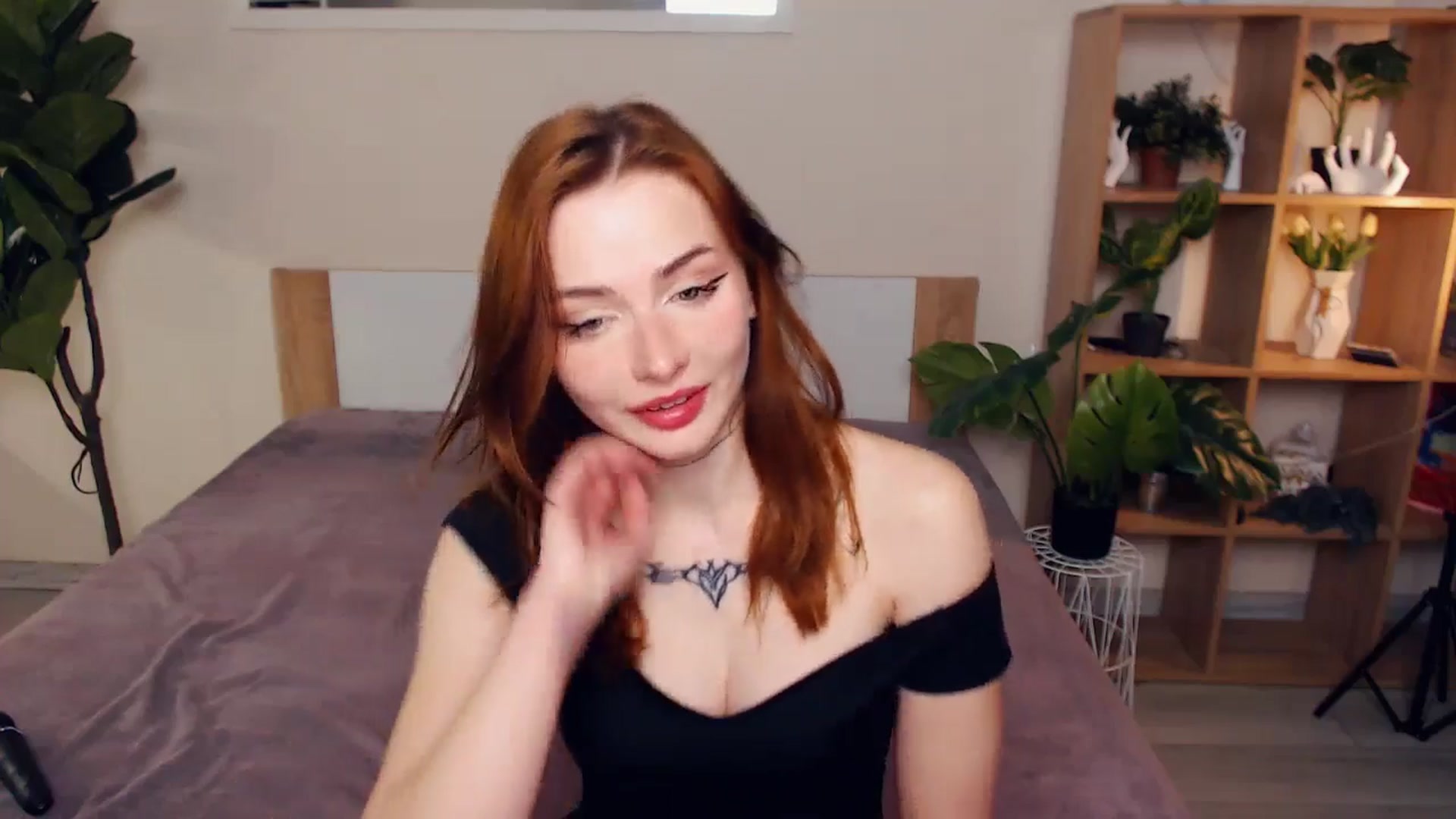 Gallery image thumbnail from Hanagasumi's myfreecams stream on, 04/13/2025, 02:53 image 5 of 20