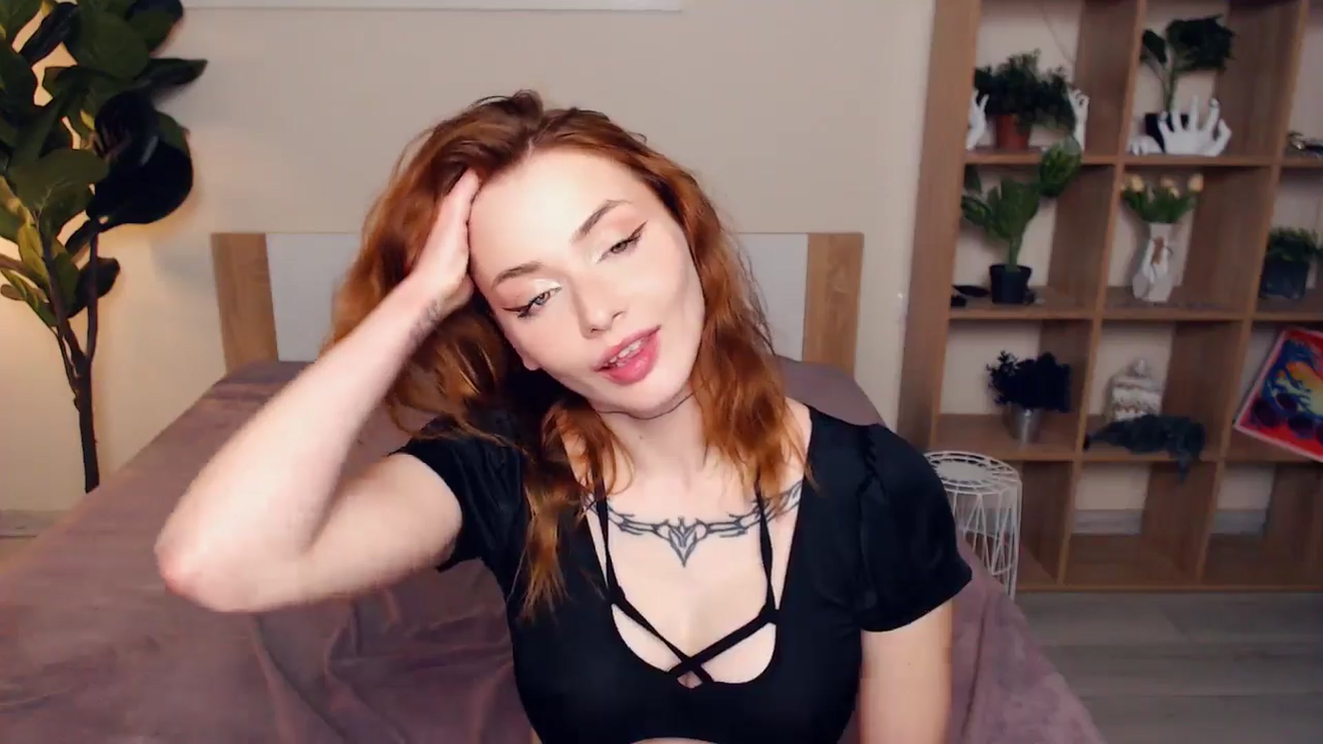 Gallery image thumbnail from Hanagasumi's myfreecams stream on, 05/08/2025, 23:32 image 15 of 20