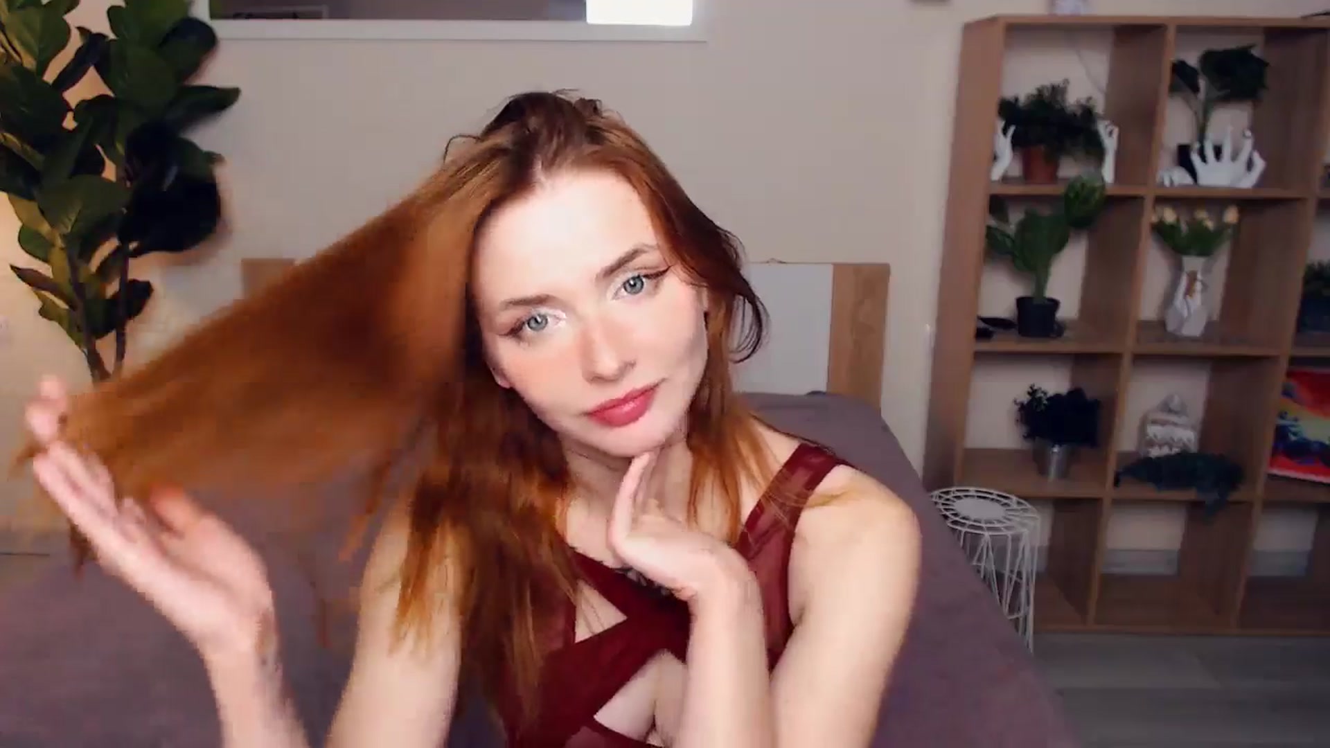 Gallery image thumbnail from Hanagasumi's myfreecams stream on, 05/16/2025, 23:37 image 12 of 20