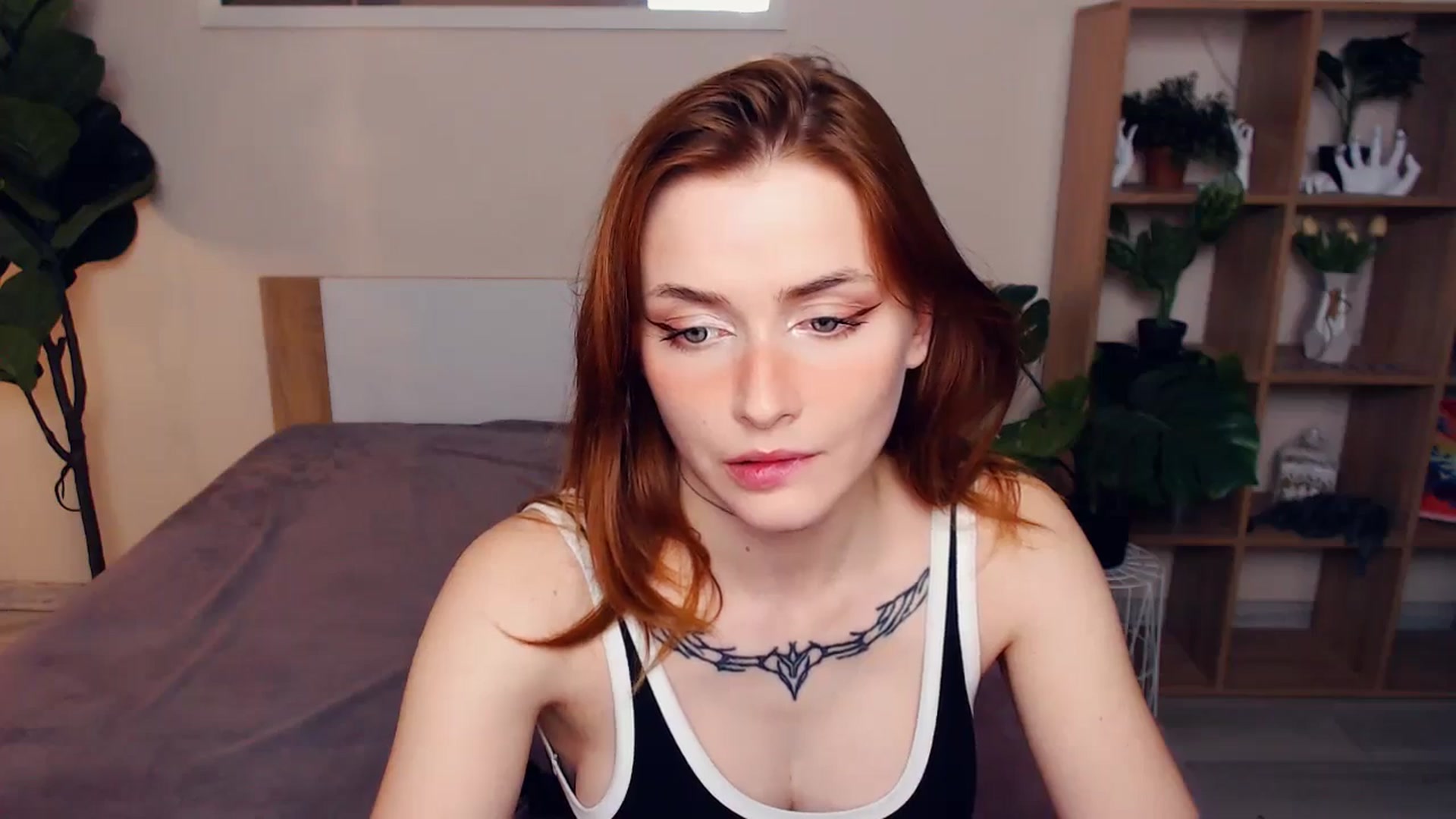Gallery image thumbnail from Hanagasumi's myfreecams stream on, 05/18/2025, 24:45 image 13 of 20