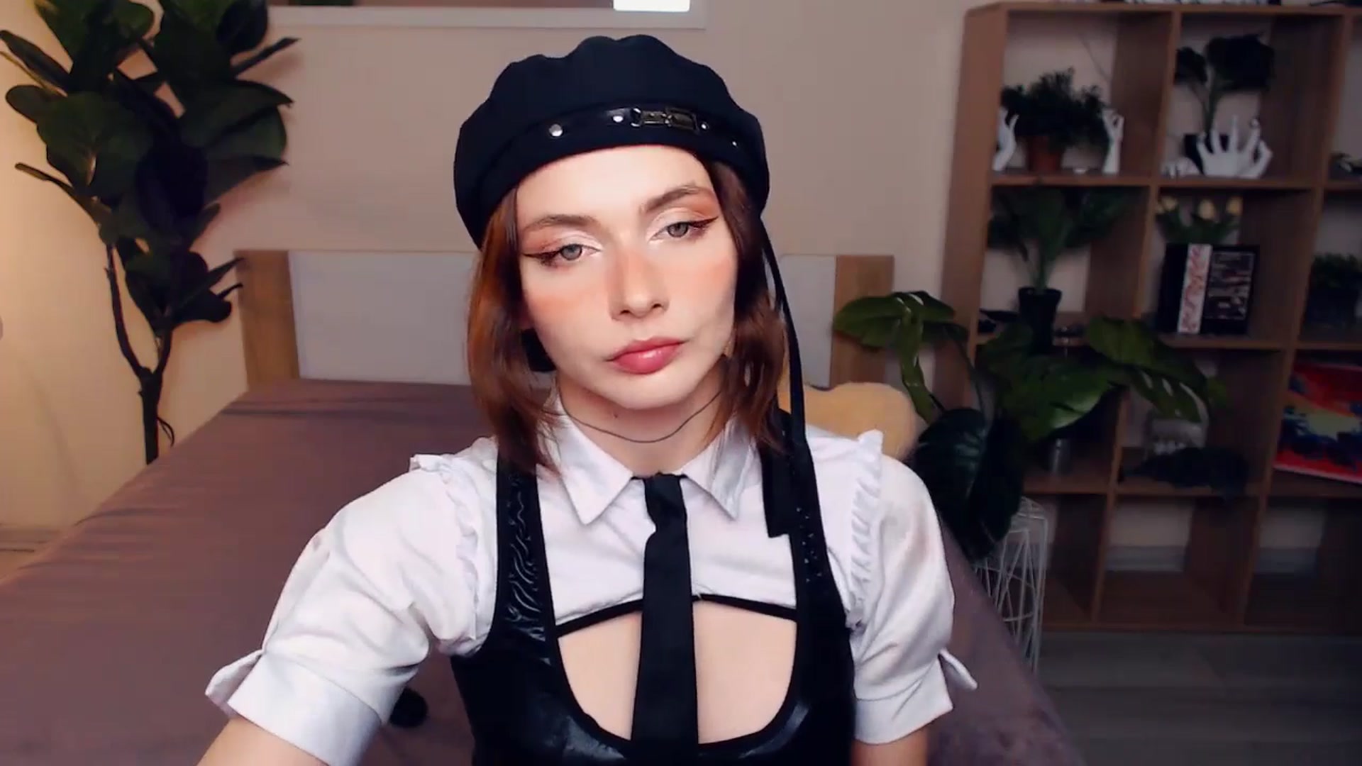 Gallery image thumbnail from Hanagasumi's myfreecams stream on, 06/16/2025, 24:08 image 7 of 20