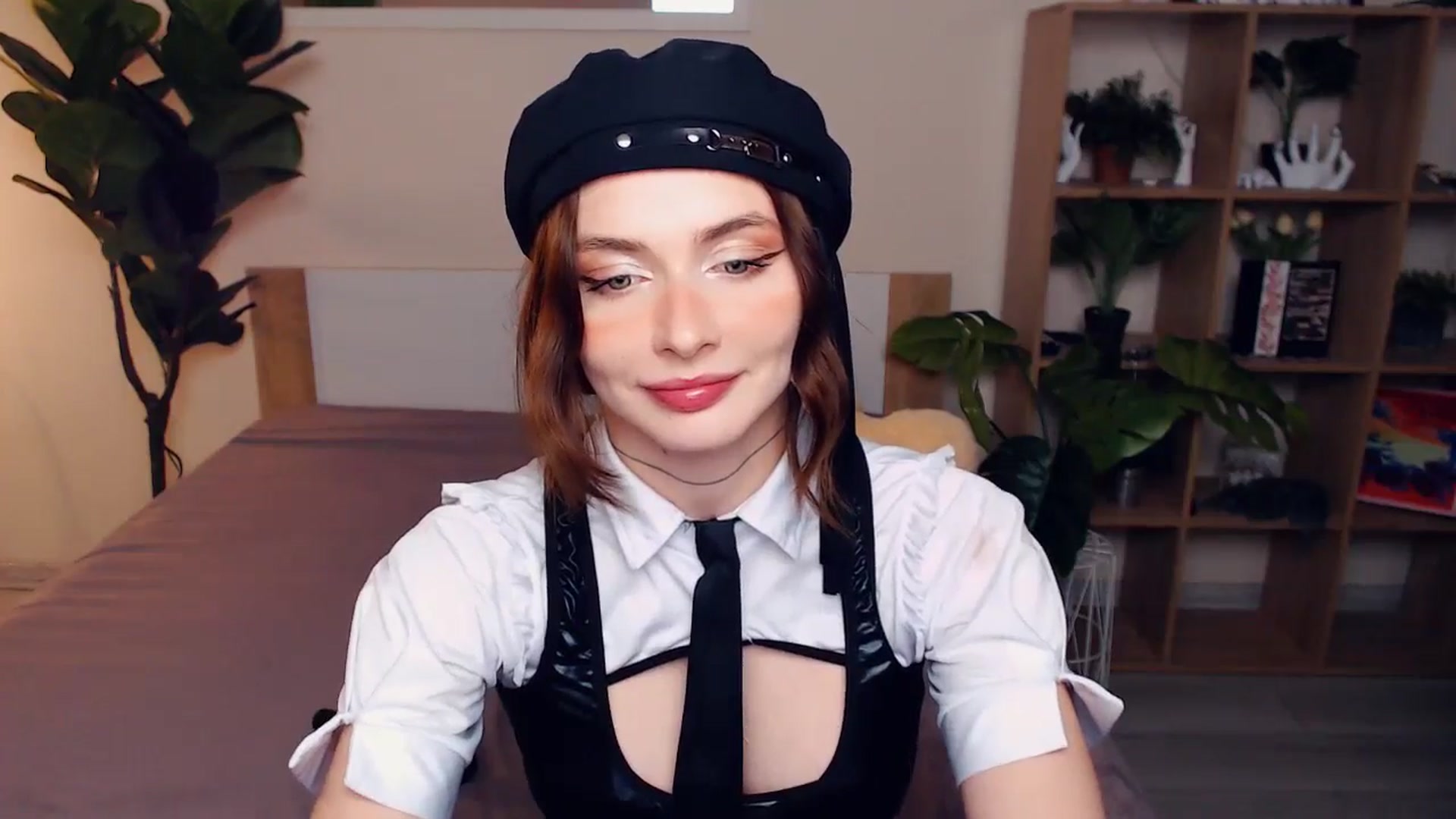 Gallery image thumbnail from Hanagasumi's myfreecams stream on, 06/16/2025, 24:08 image 13 of 20