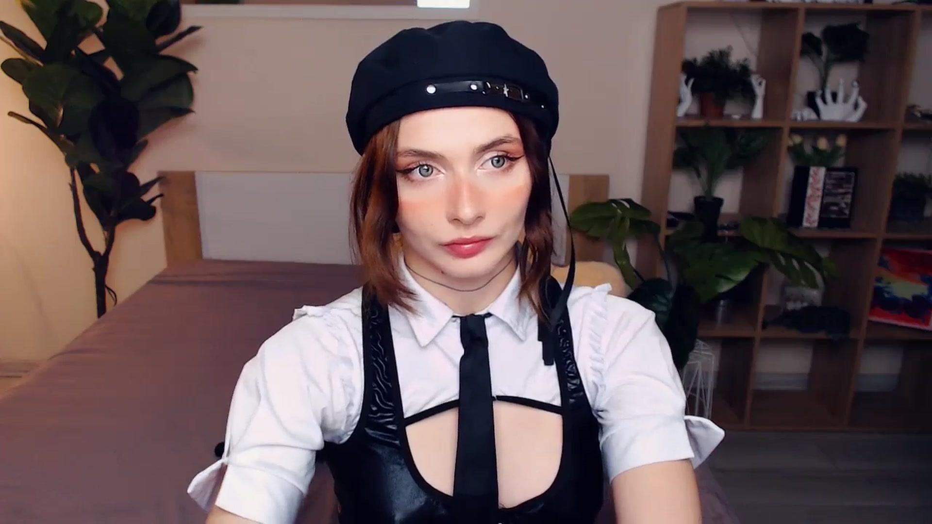 Gallery image thumbnail from Hanagasumi's myfreecams stream on, 06/16/2025, 24:08 image 17 of 20