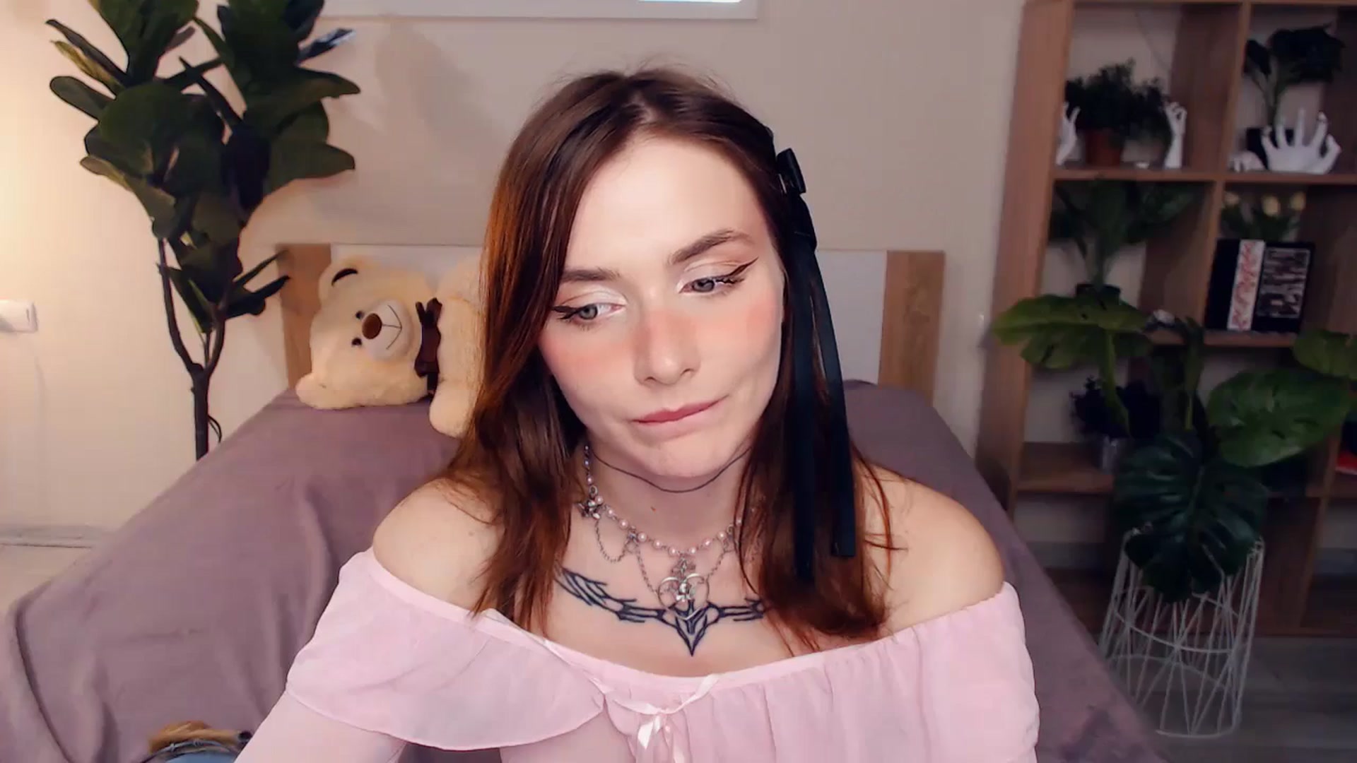 Gallery image thumbnail from Hanagasumi's myfreecams stream on, 06/21/2025, 04:05 image 17 of 20