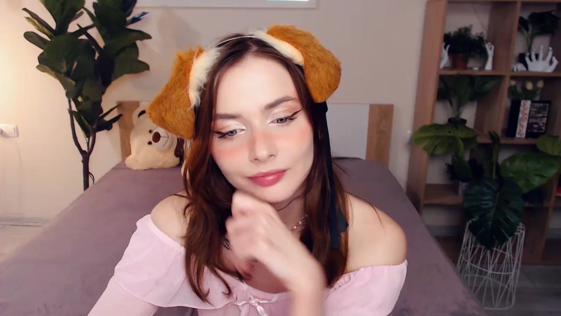 Gallery image thumbnail from Hanagasumi's myfreecams stream on, 06/21/2025, 04:05 image 1 of 20