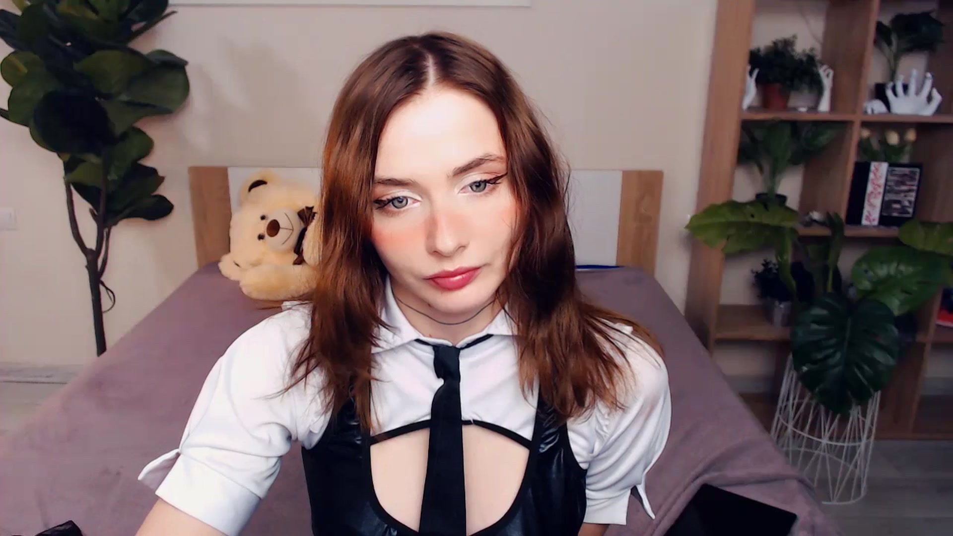 Gallery image thumbnail from Hanagasumi's myfreecams stream on, 06/22/2025, 01:46 image 16 of 20