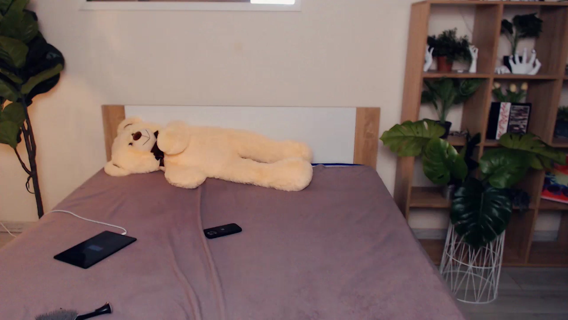 Gallery image thumbnail from Hanagasumi's myfreecams stream on, 06/28/2025, 02:41 image 3 of 20