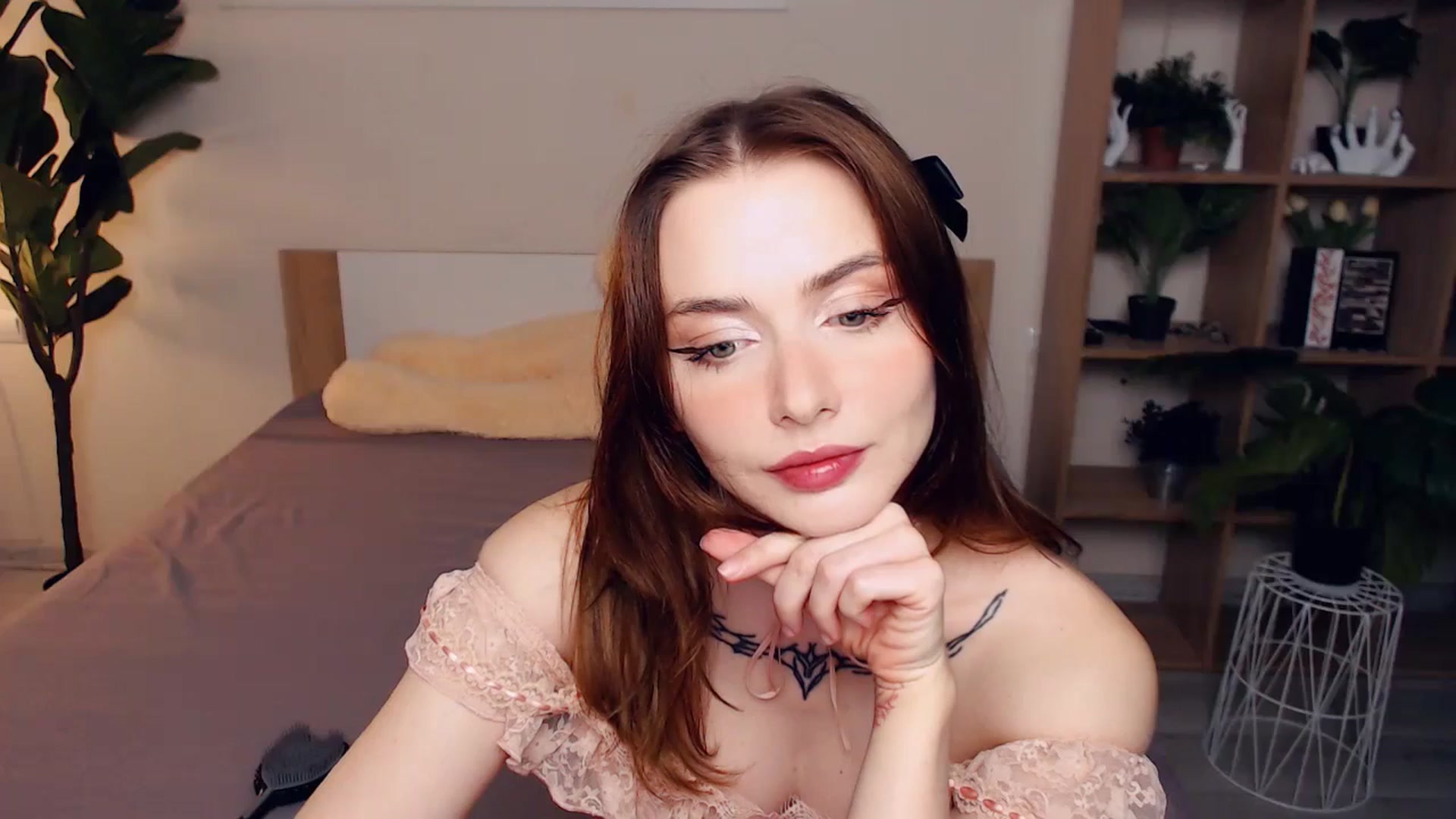 Gallery image thumbnail from Hanagasumi's myfreecams stream on, 07/10/2025, 24:13 image 4 of 20