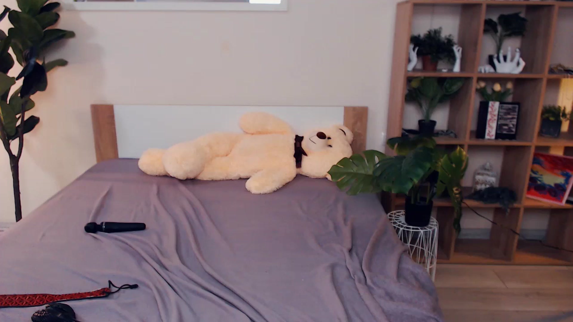 Gallery image thumbnail from Hanagasumi's myfreecams stream on, 07/11/2025, 01:32 image 18 of 20