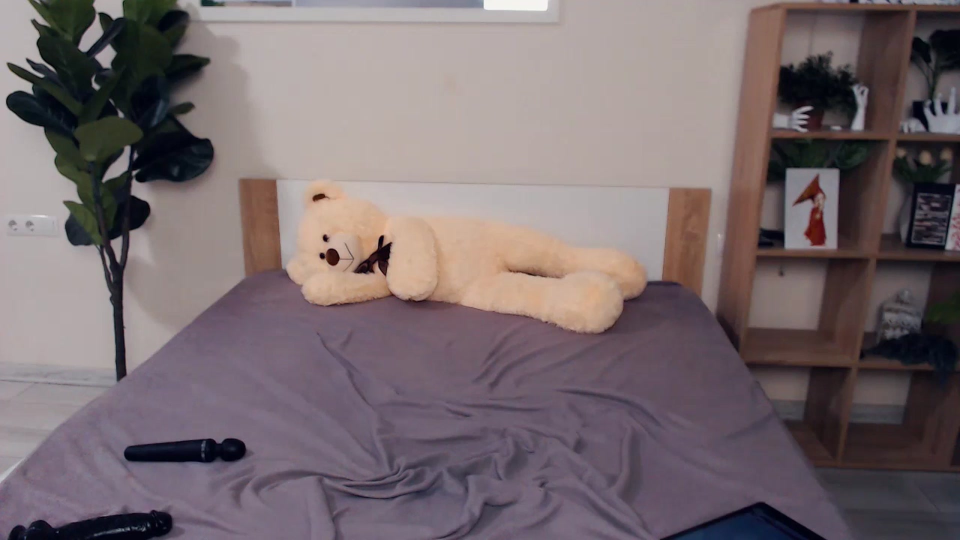 Gallery image thumbnail from Hanagasumi's myfreecams stream on, 08/21/2025, 21:49 image 16 of 20