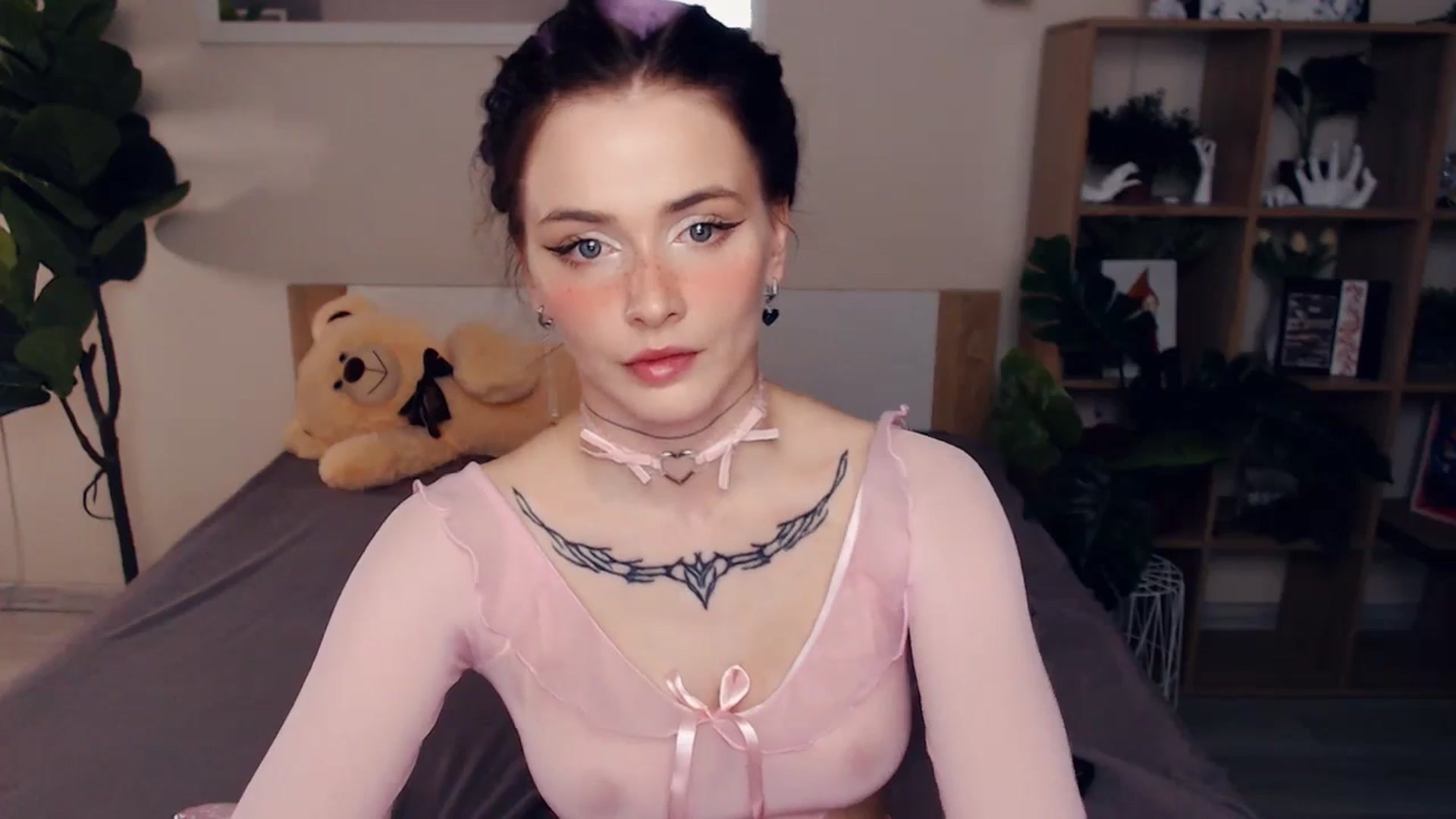 Gallery image thumbnail from Hanagasumi's myfreecams stream on, 08/29/2025, 24:04 image 2 of 20