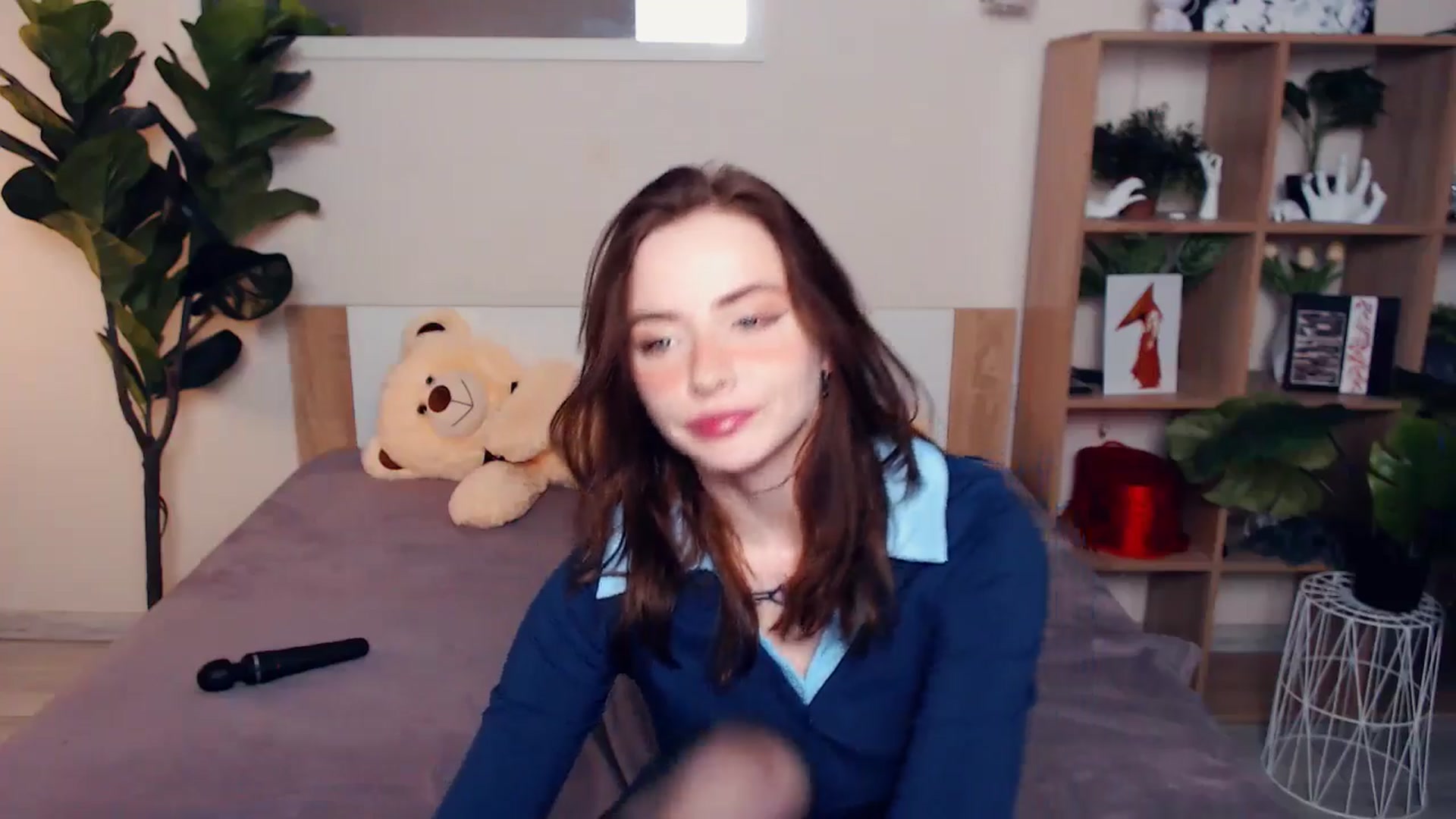 Gallery image thumbnail from Hanagasumi's myfreecams stream on, 09/13/2025, 24:01 image 6 of 20