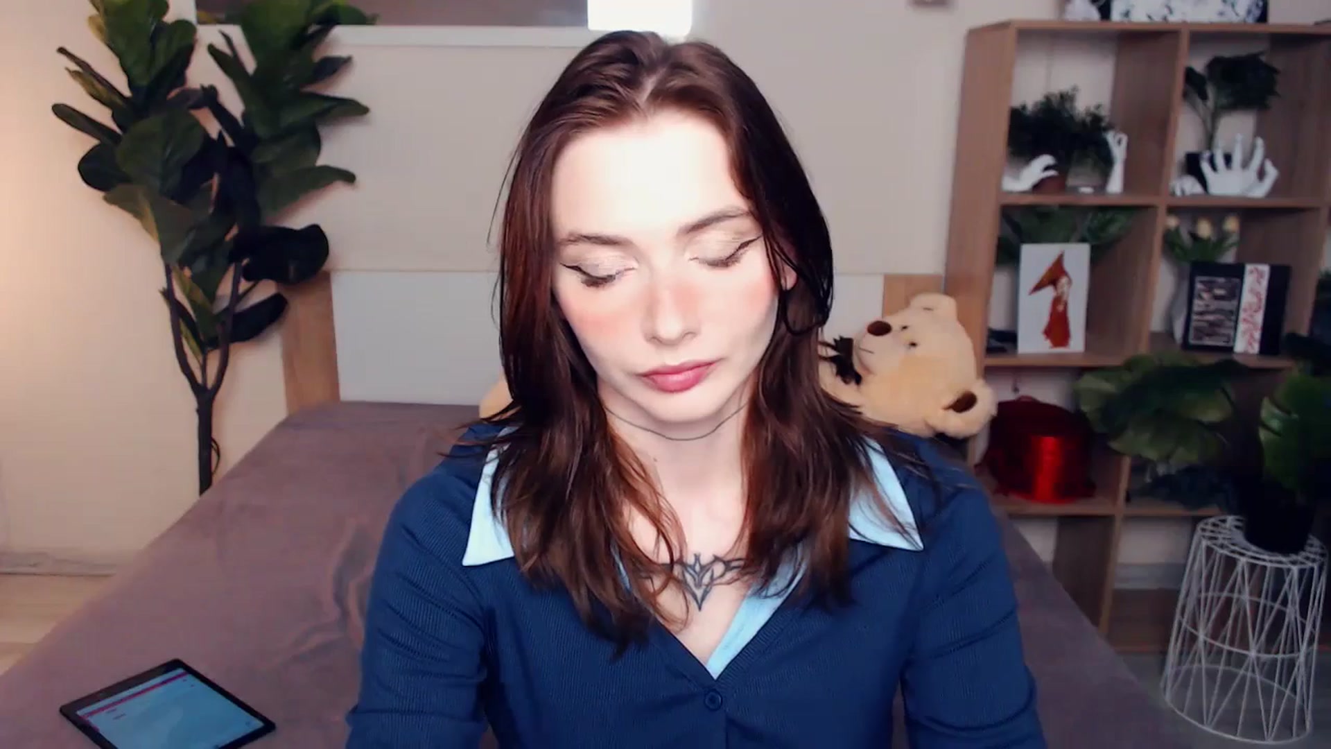 Gallery image thumbnail from Hanagasumi's myfreecams stream on, 09/15/2025, 24:26 image 6 of 20