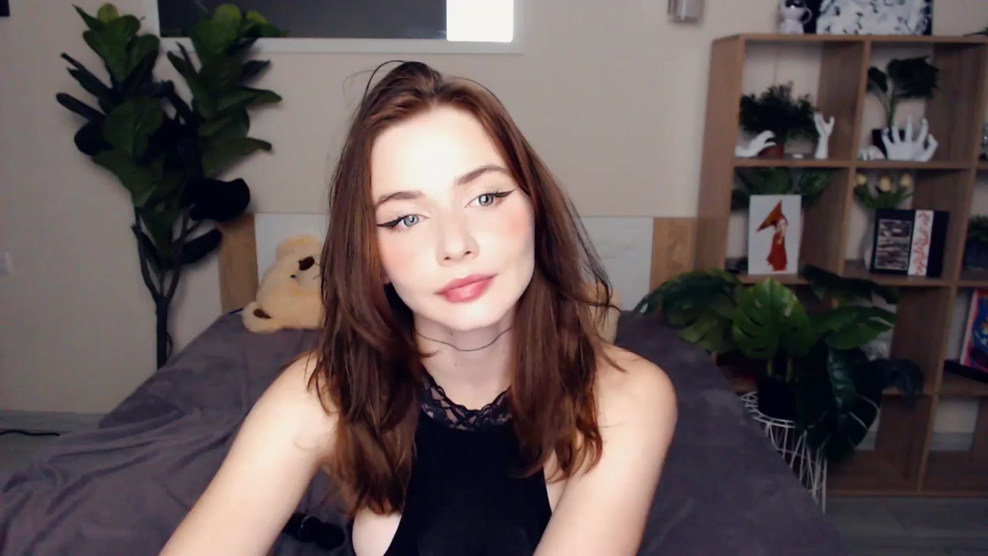 Gallery image thumbnail from Hanagasumi's myfreecams stream on, 09/27/2025, 23:55 image 18 of 20