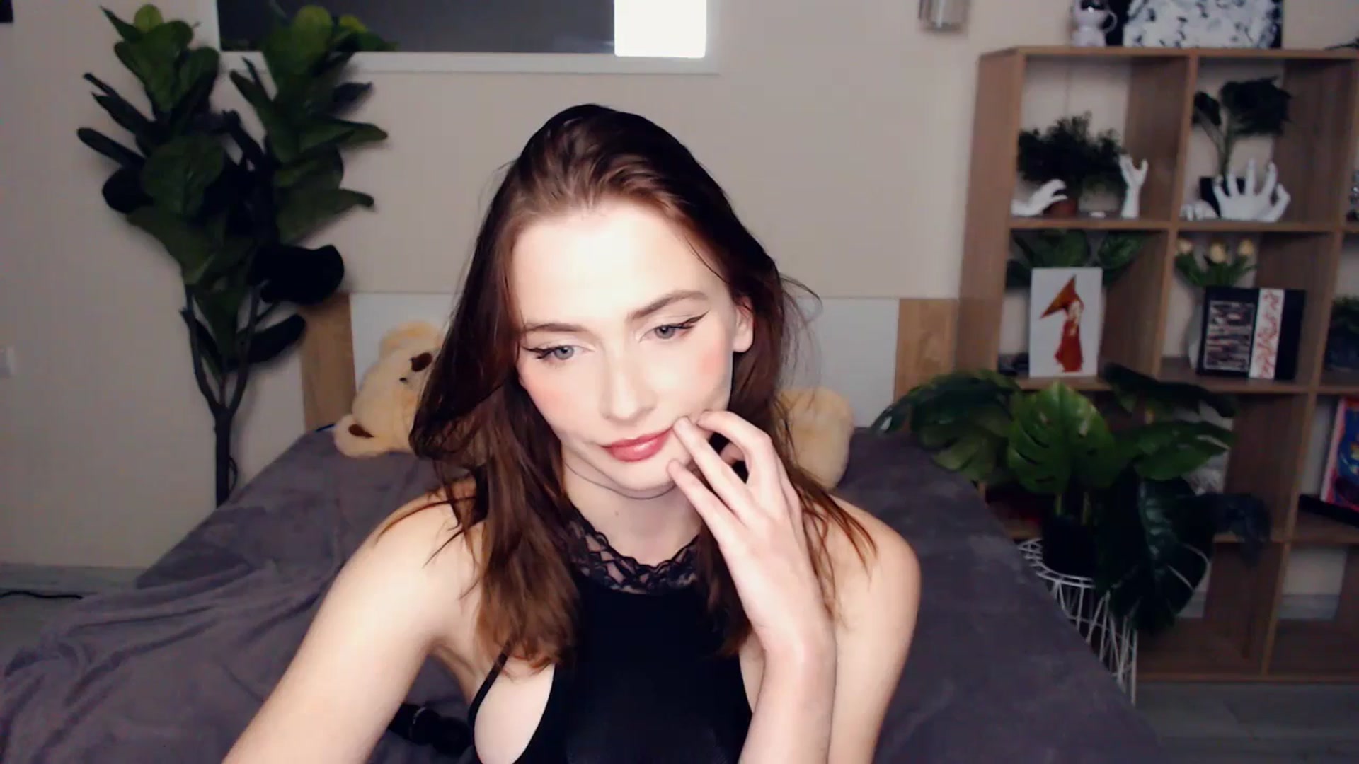 Gallery image thumbnail from Hanagasumi's myfreecams stream on, 09/27/2025, 23:55 image 17 of 20