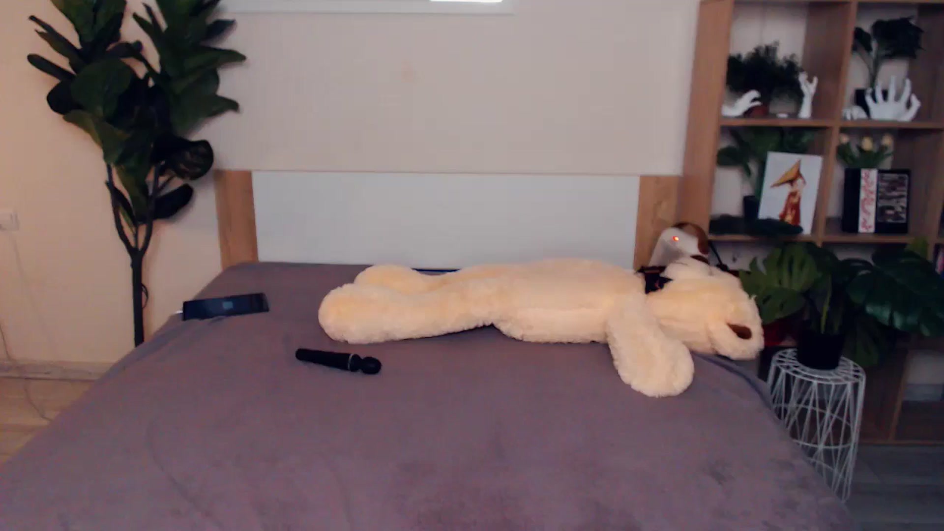 Gallery image thumbnail from Hanagasumi's myfreecams stream on, 10/04/2025, 01:25 image 20 of 20