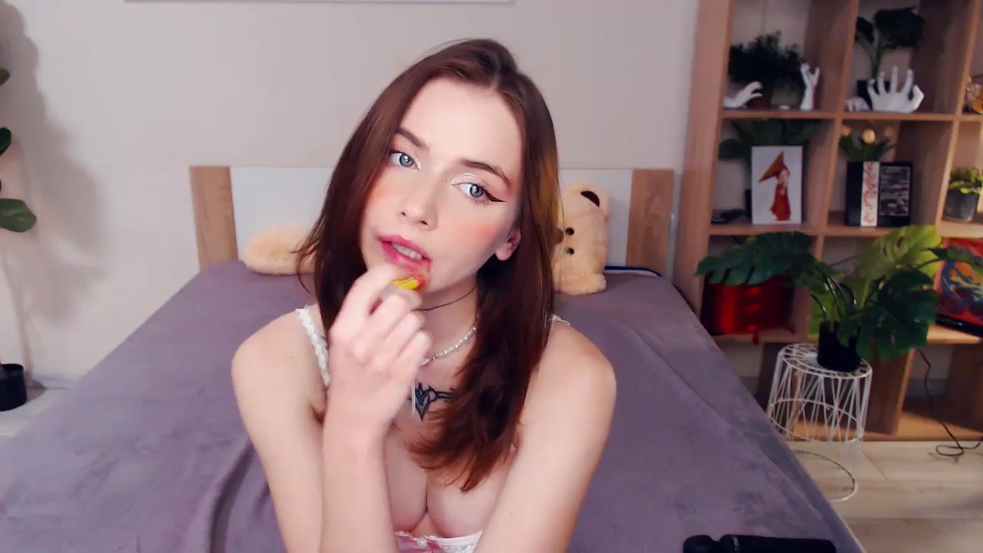 Gallery image thumbnail from Hanagasumi's myfreecams stream on, 10/12/2025, 21:26 image 6 of 20