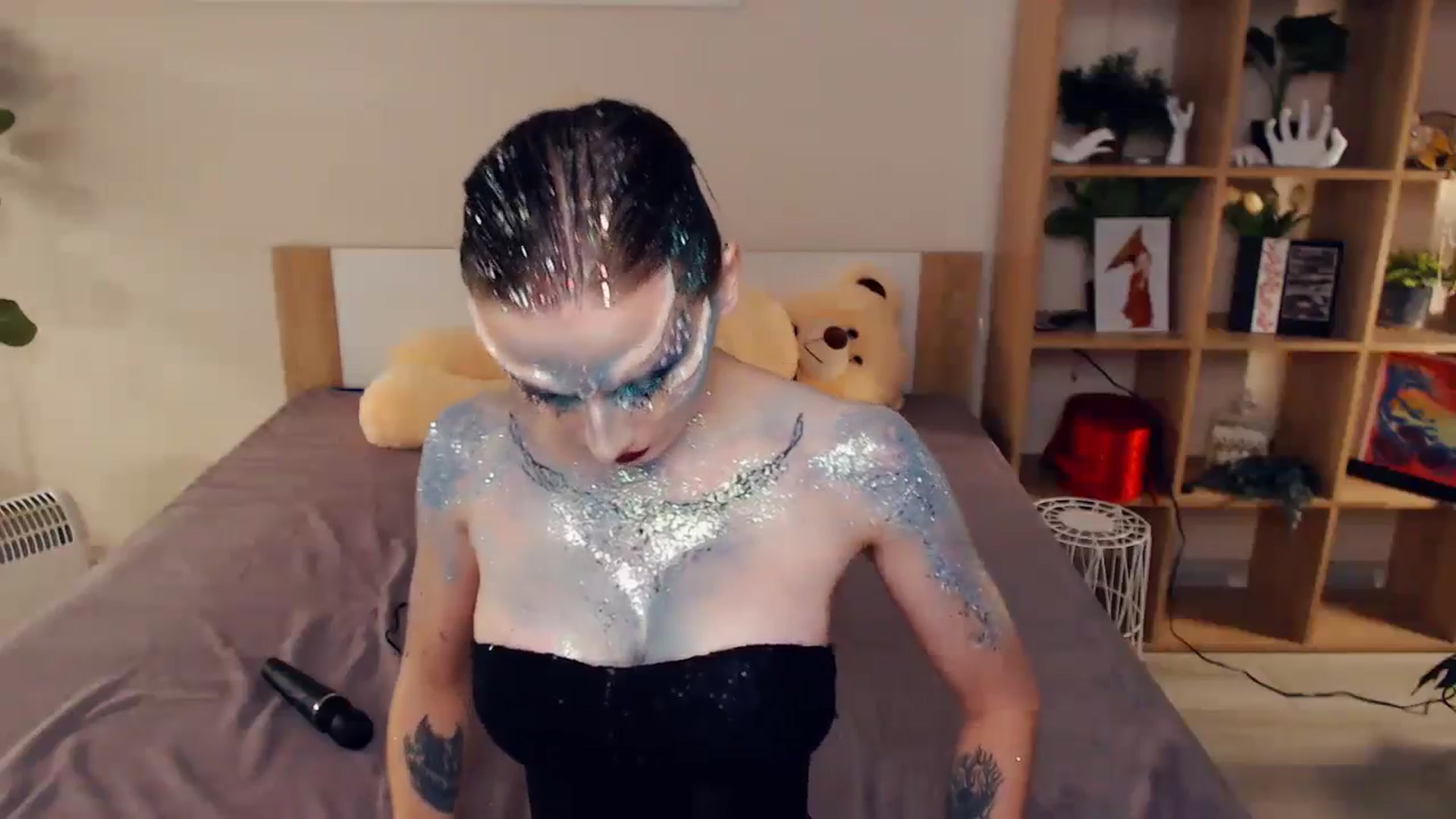 Gallery image thumbnail from Hanagasumi's myfreecams stream on, 10/16/2025, 20:36 image 13 of 20