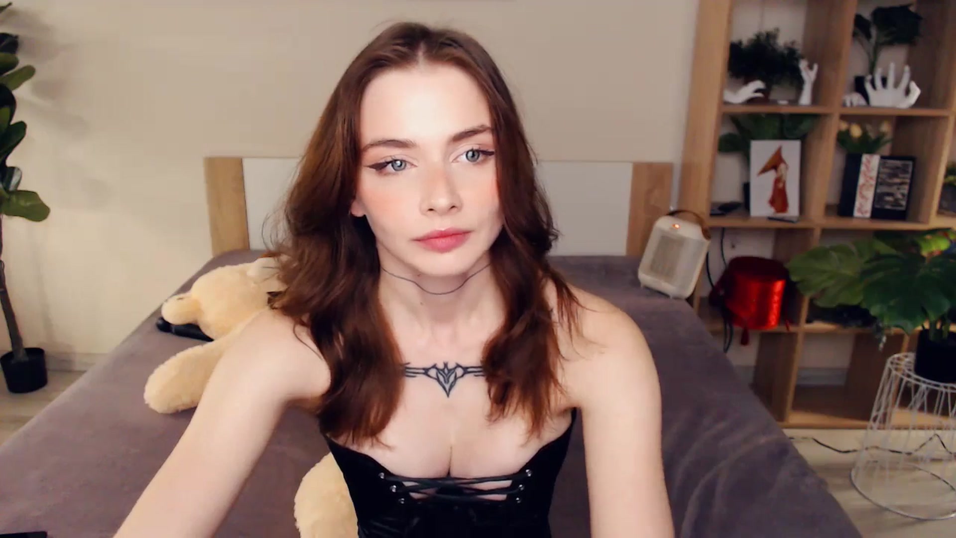 Gallery image thumbnail from Hanagasumi's myfreecams stream on, 10/18/2025, 24:26 image 14 of 20