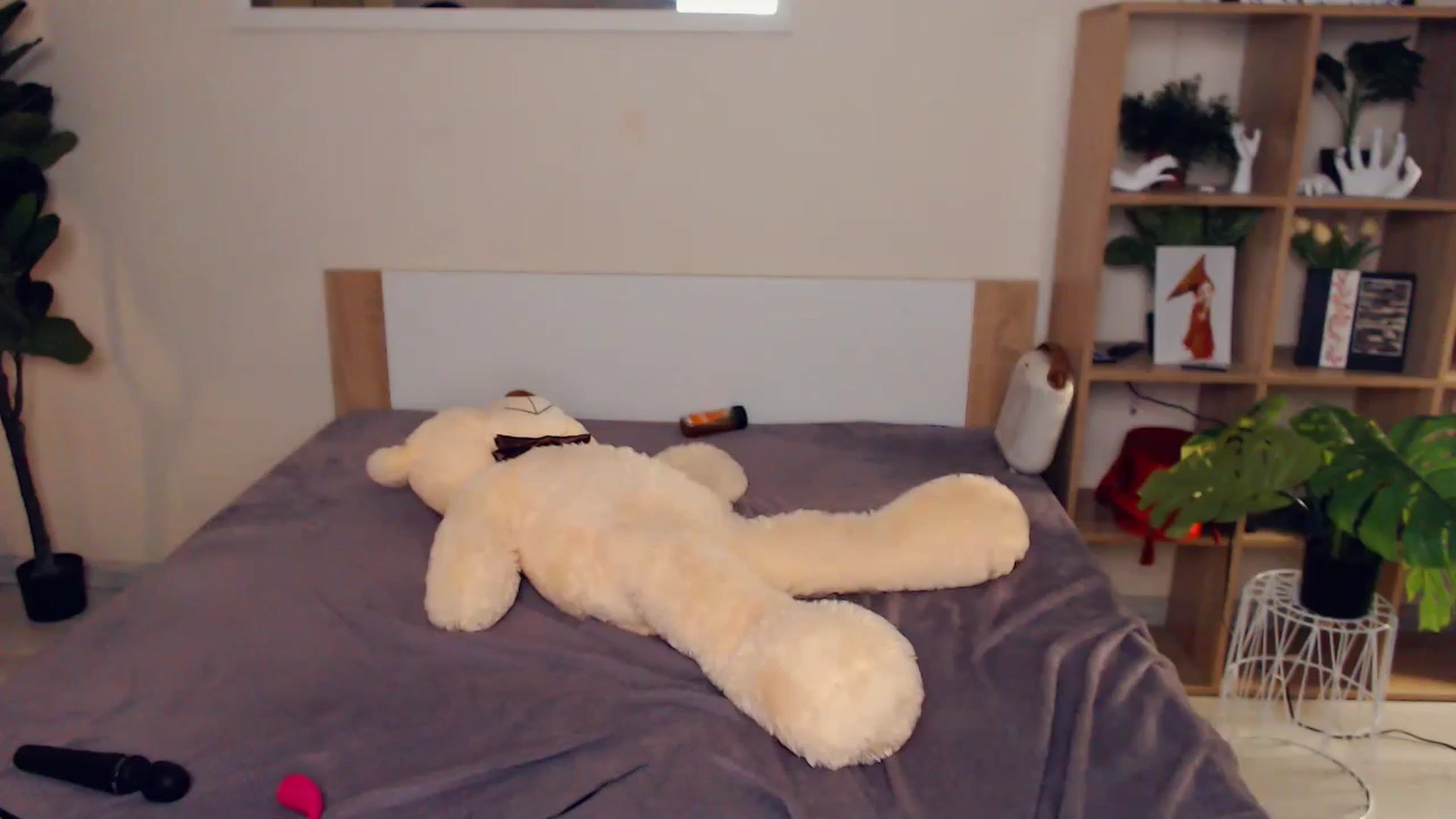 Gallery image thumbnail from Hanagasumi's myfreecams stream on, 10/18/2025, 23:41 image 17 of 20