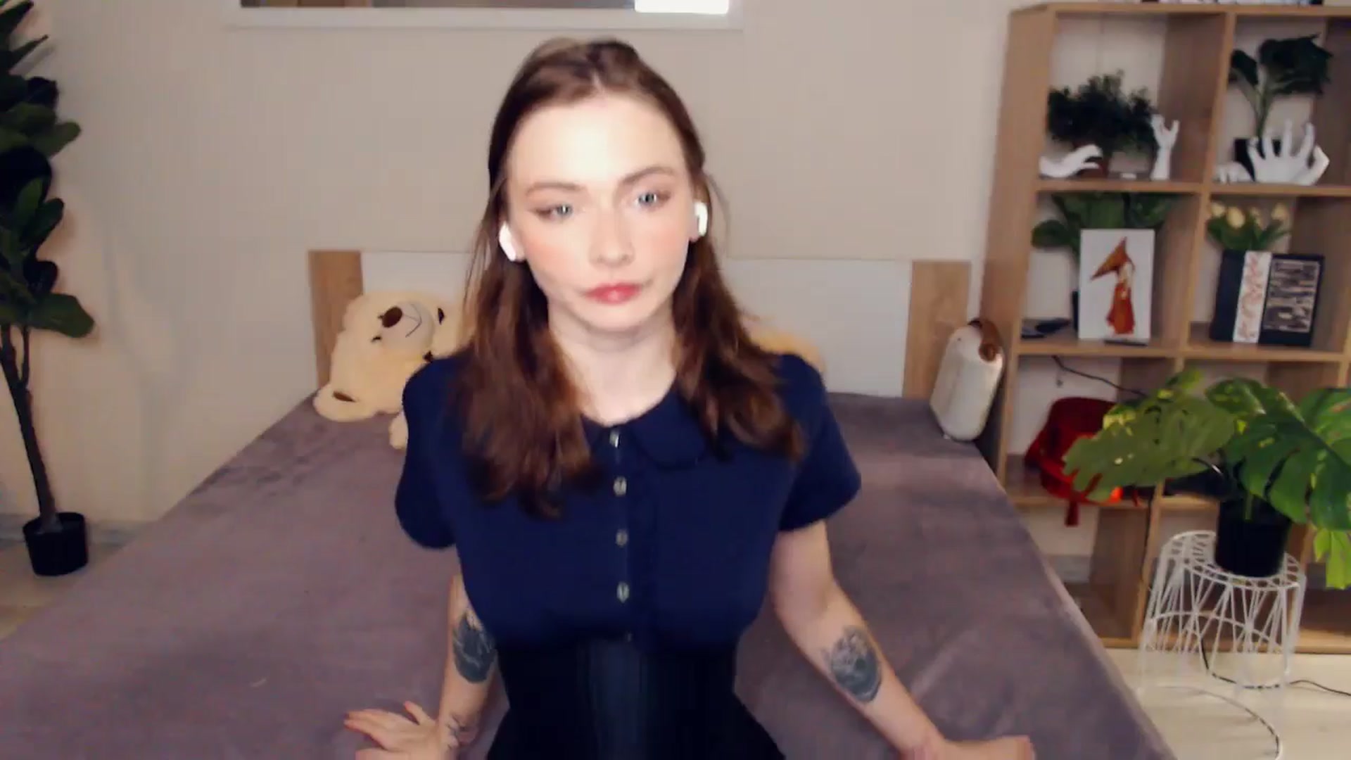 Gallery image thumbnail from Hanagasumi's myfreecams stream on, 10/18/2025, 23:41 image 2 of 20