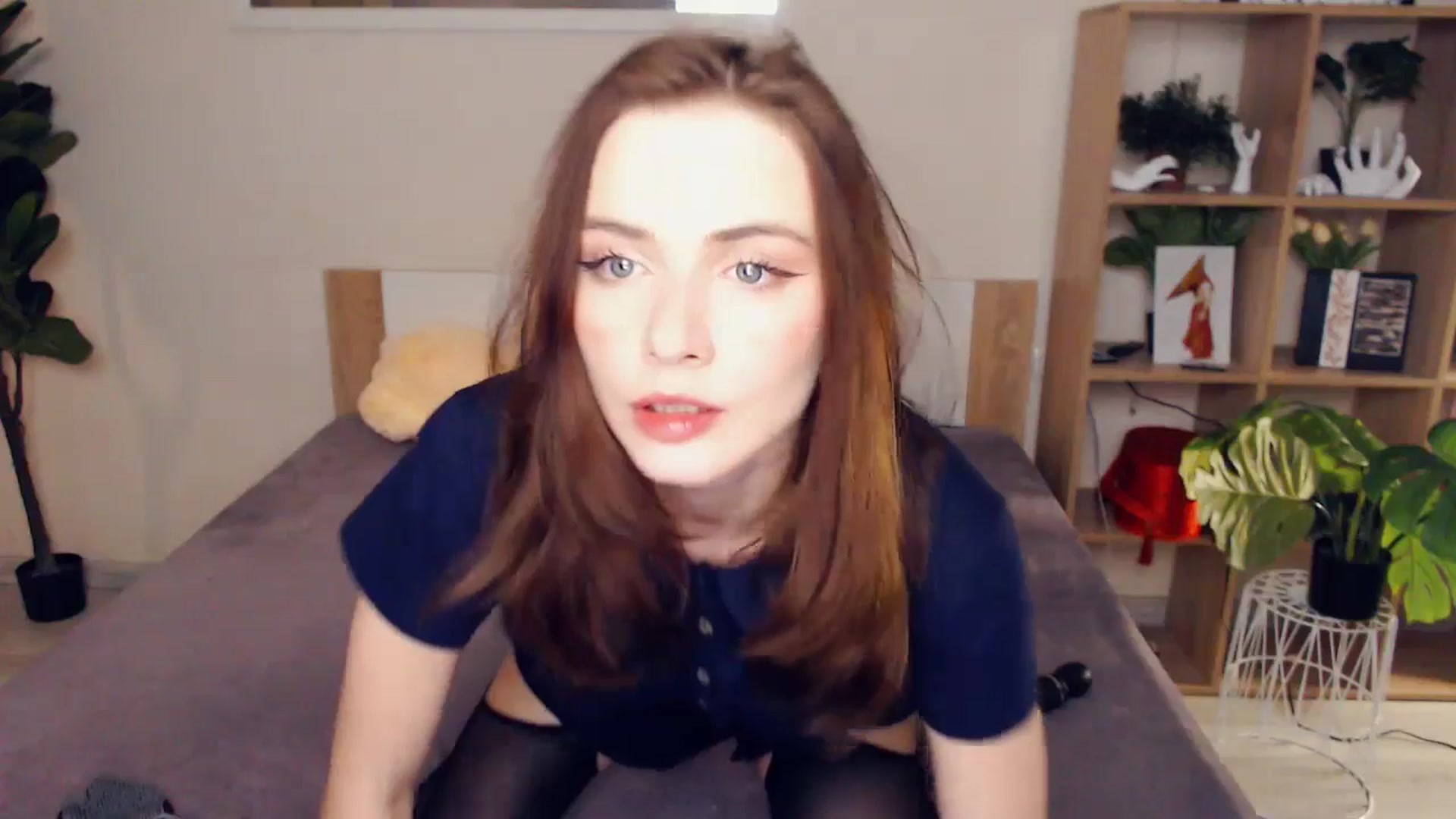 Gallery image thumbnail from Hanagasumi's myfreecams stream on, 10/19/2025, 02:19 image 2 of 20