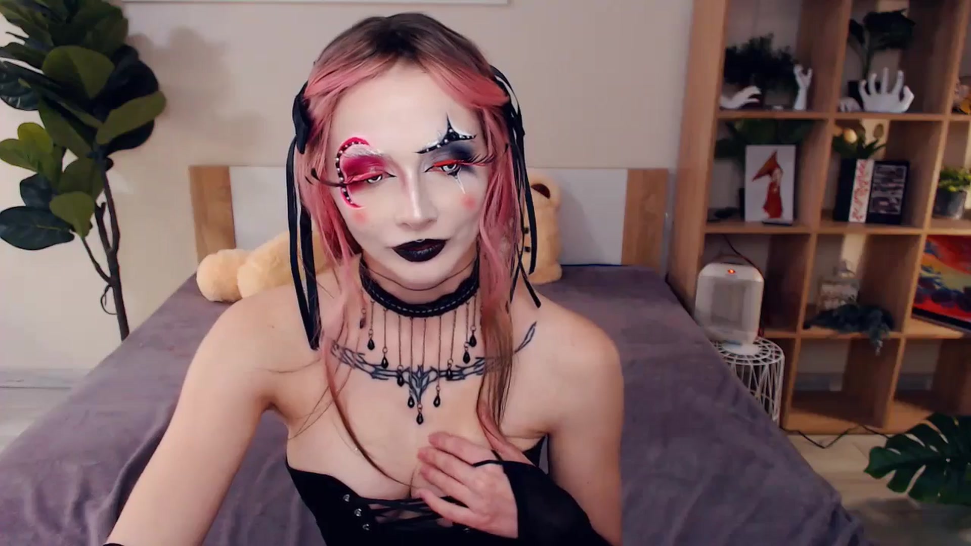 Gallery image thumbnail from Hanagasumi's myfreecams stream on, 10/23/2025, 23:39 image 5 of 20